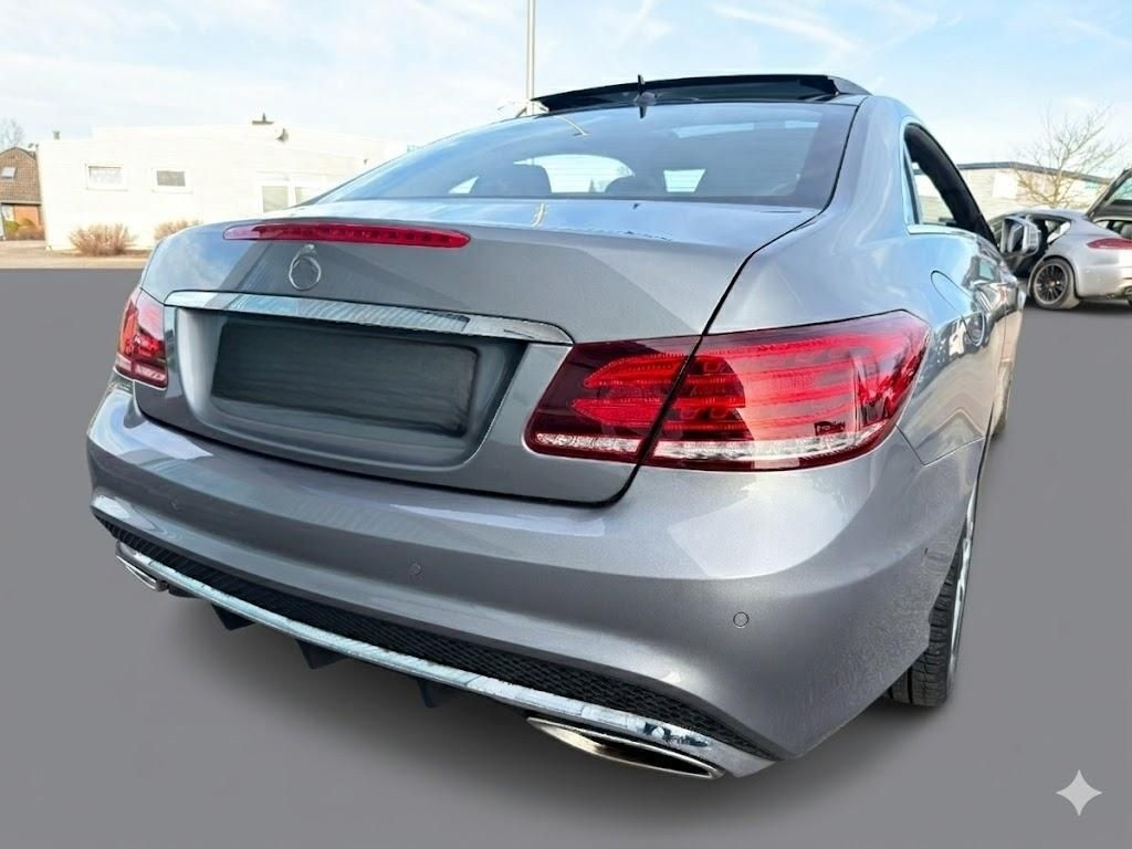 Mercedes-Benz E 200 7-G AMG Sport-Paket PANO Ha&Ka KAMERA ILS foto 12