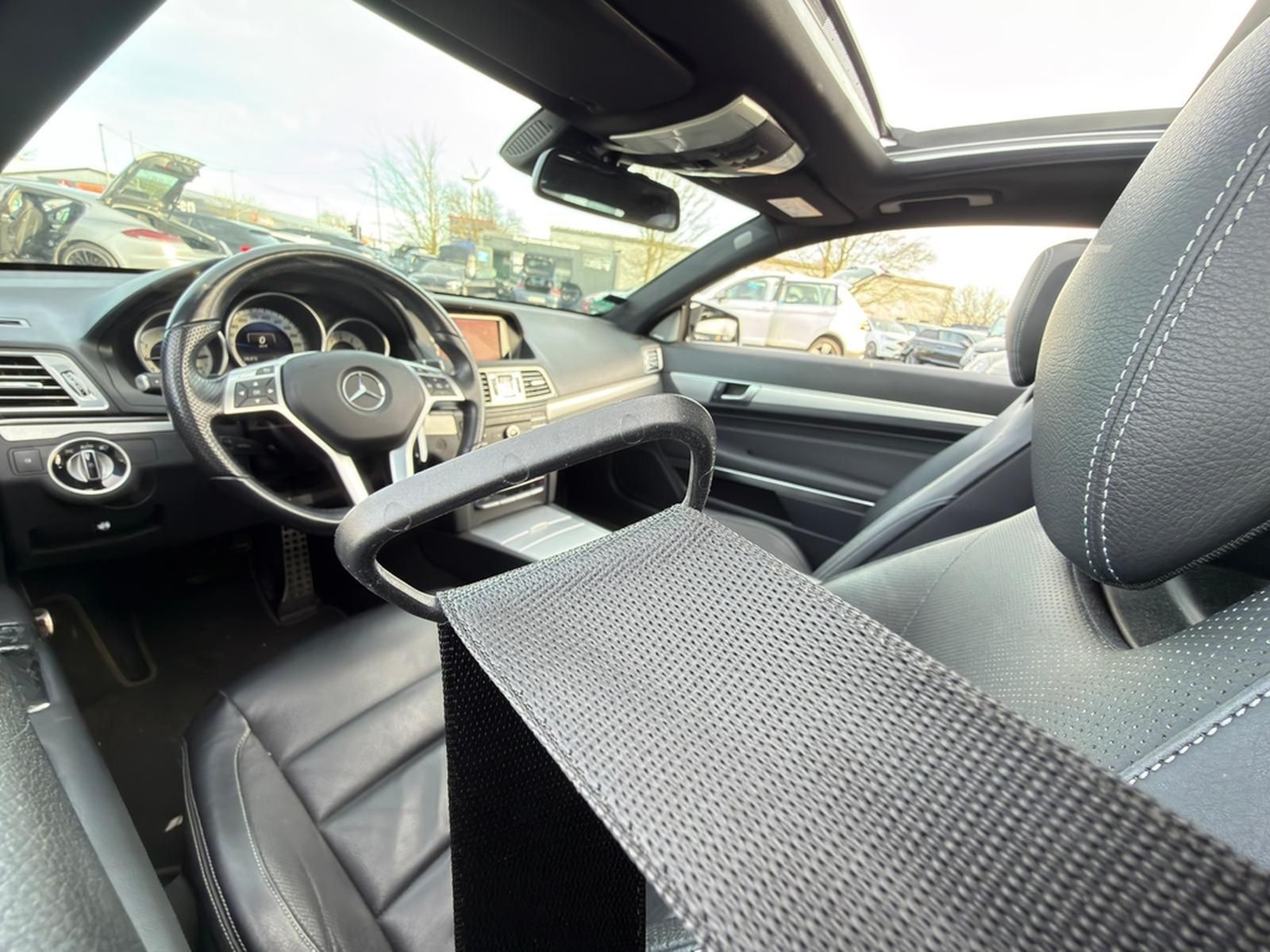 Mercedes-Benz E 200 7-G AMG Sport-Paket PANO Ha&Ka KAMERA ILS foto 18