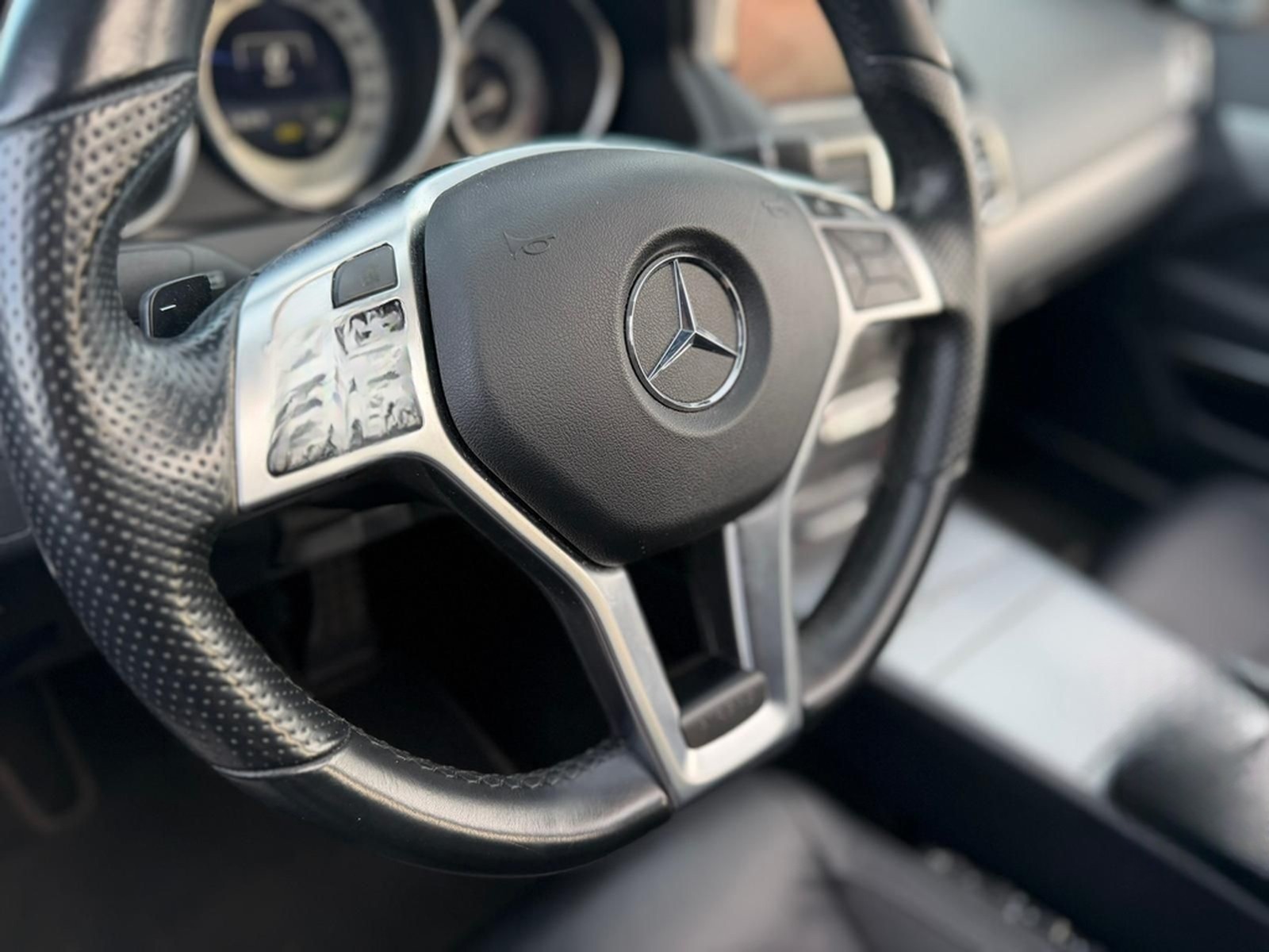 Mercedes-Benz E 200 7-G AMG Sport-Paket PANO Ha&Ka KAMERA ILS foto 21