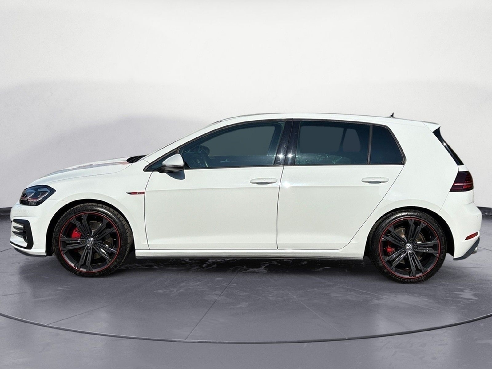 Volkswagen Golf GTI (BlueMotion Technology) foto 4