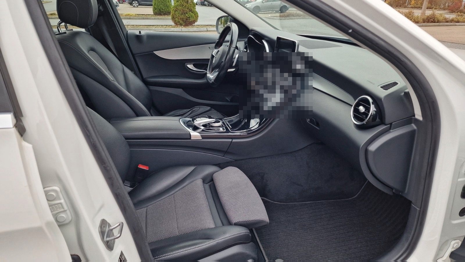 Mercedes-Benz C 180 EDITION Autom. EDITION  9 G-TRONIC foto 12