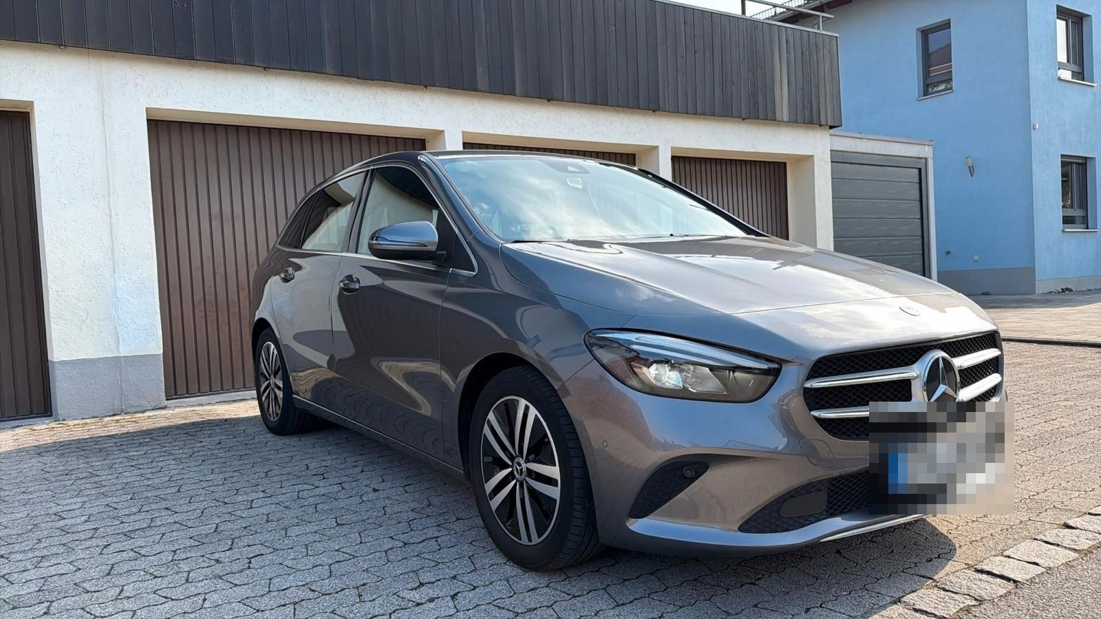 Mercedes-Benz B 200 d Automatik 360°Ka. Navi Elektr.Anhänger. foto 3
