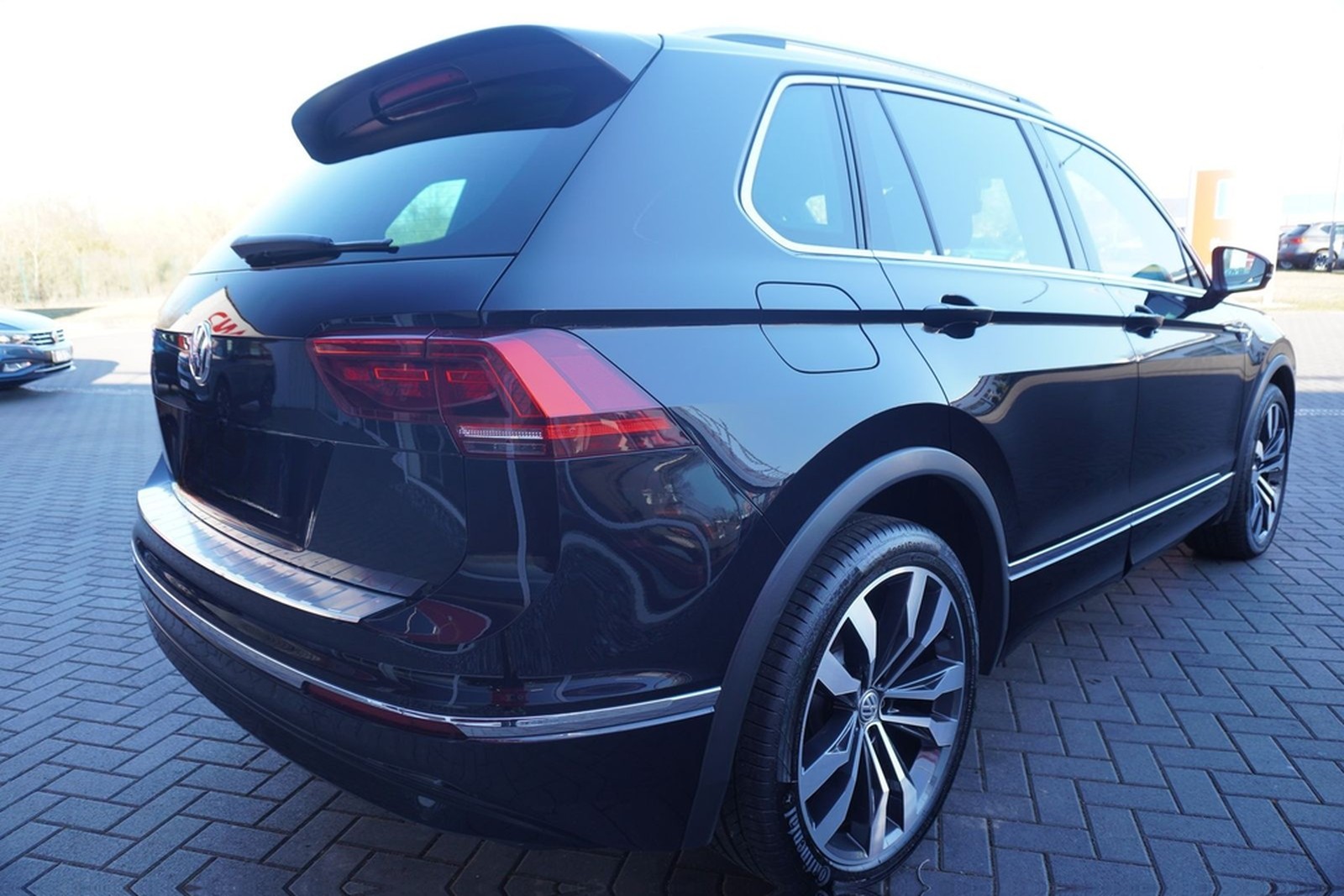 Volkswagen Tiguan 2.0 TSI Highline 4 Motion DSG ACC LED PDC foto 5