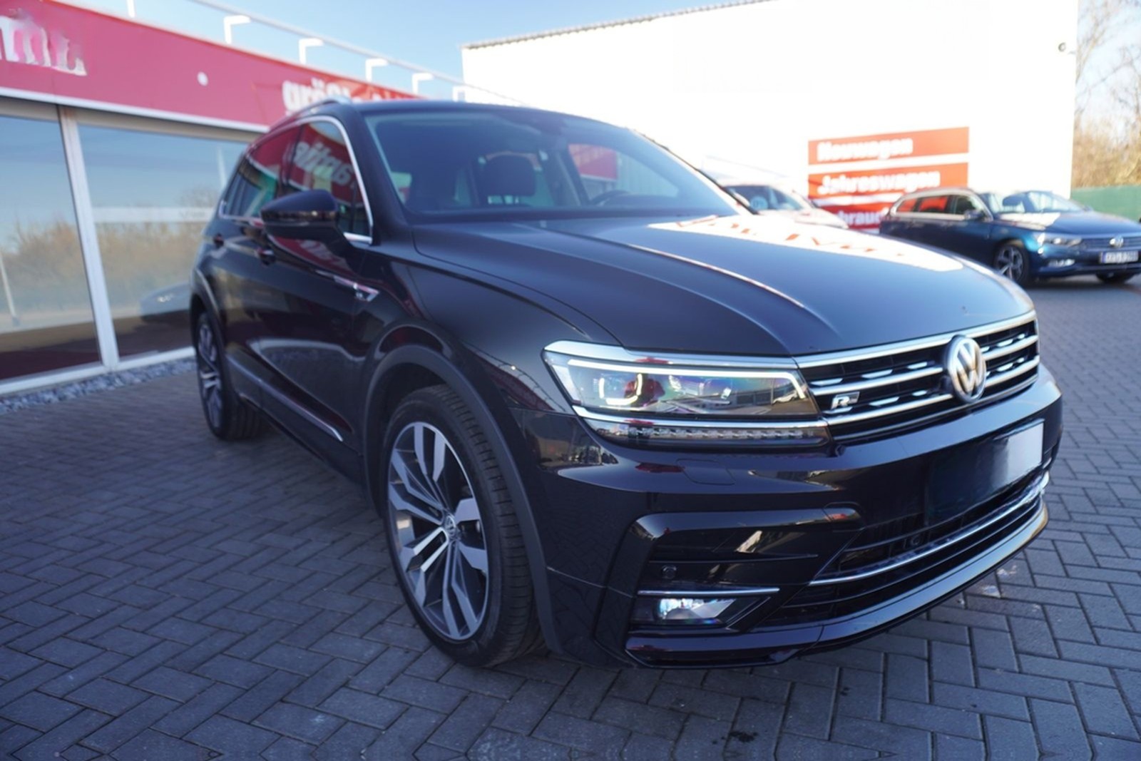 Volkswagen Tiguan 2.0 TSI Highline 4 Motion DSG ACC LED PDC foto 6
