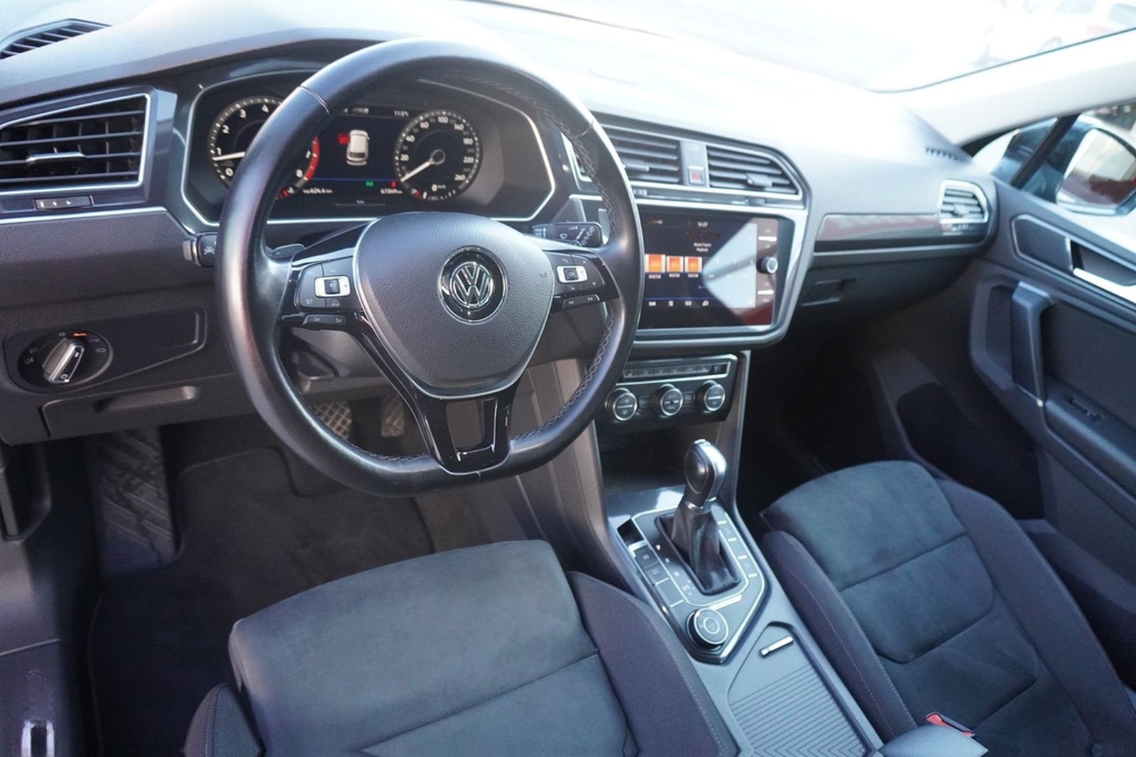 Volkswagen Tiguan 2.0 TSI Highline 4 Motion DSG ACC LED PDC foto 9