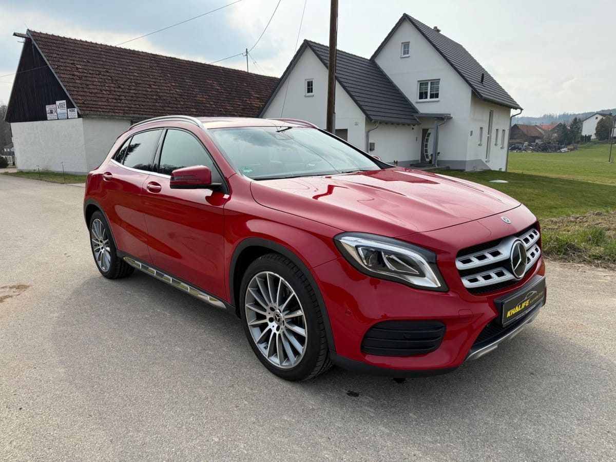 Mercedes-Benz GLA 220 4Matic AMG Line foto 3