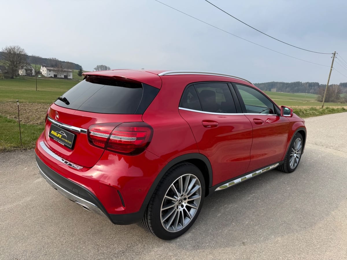Mercedes-Benz GLA 220 4Matic AMG Line foto 5