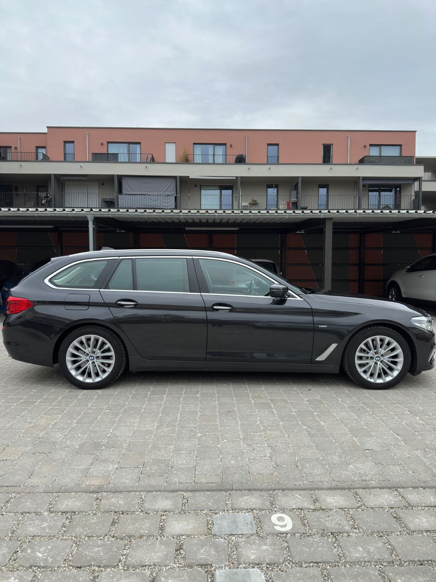 BMW 540i xDrive Touring  foto 6