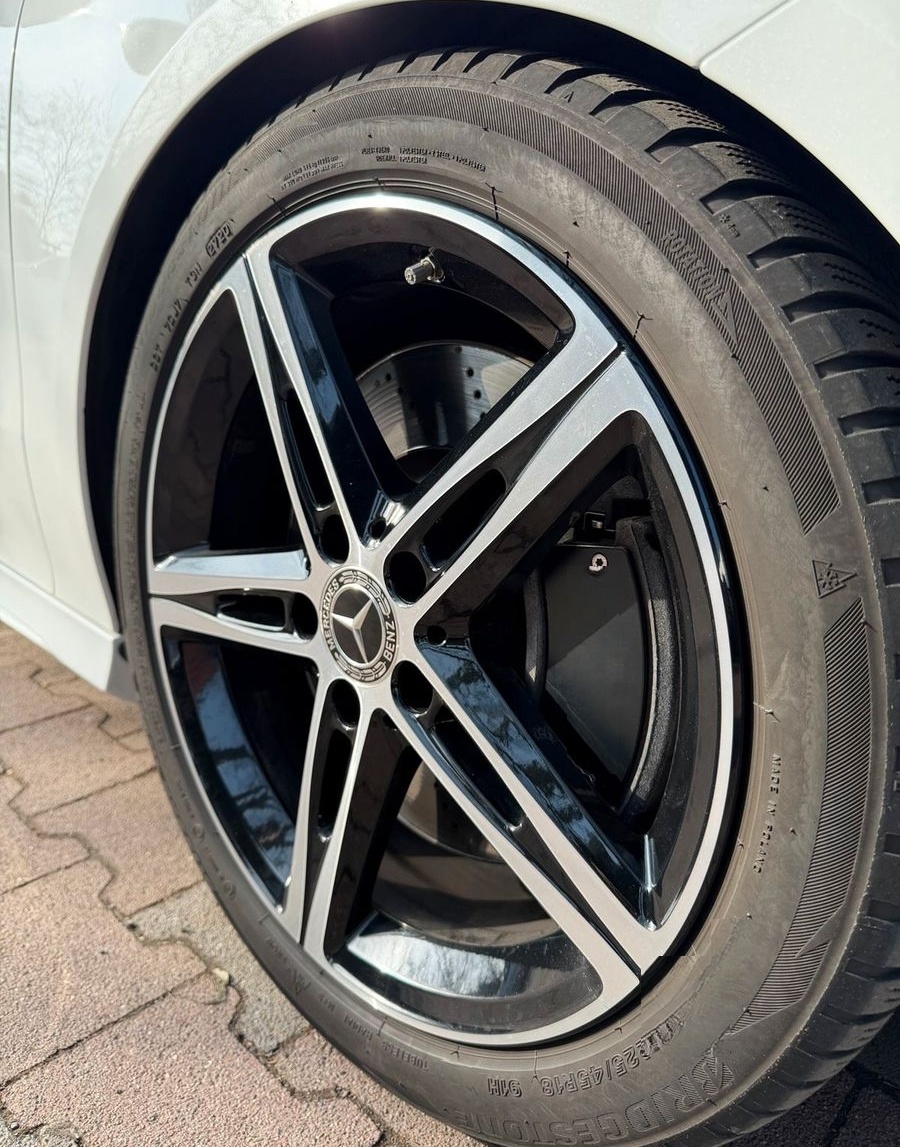 Mercedes-Benz Mercedes Benz CLA 220 AMG line foto 5