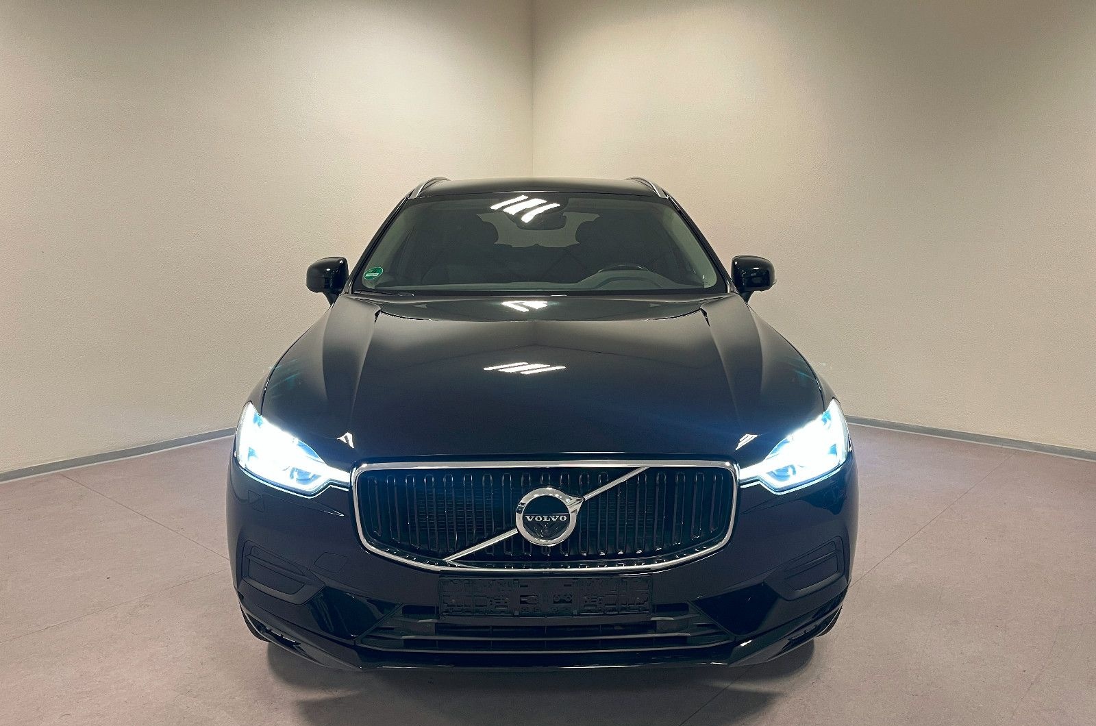 Volvo XC60 Momentum AWD*360°Kamera/LED foto 14