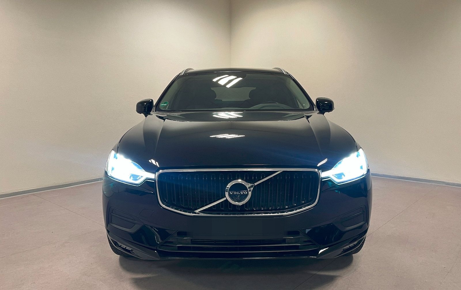 Volvo XC60 Momentum AWD*360°Kamera/LED foto 15