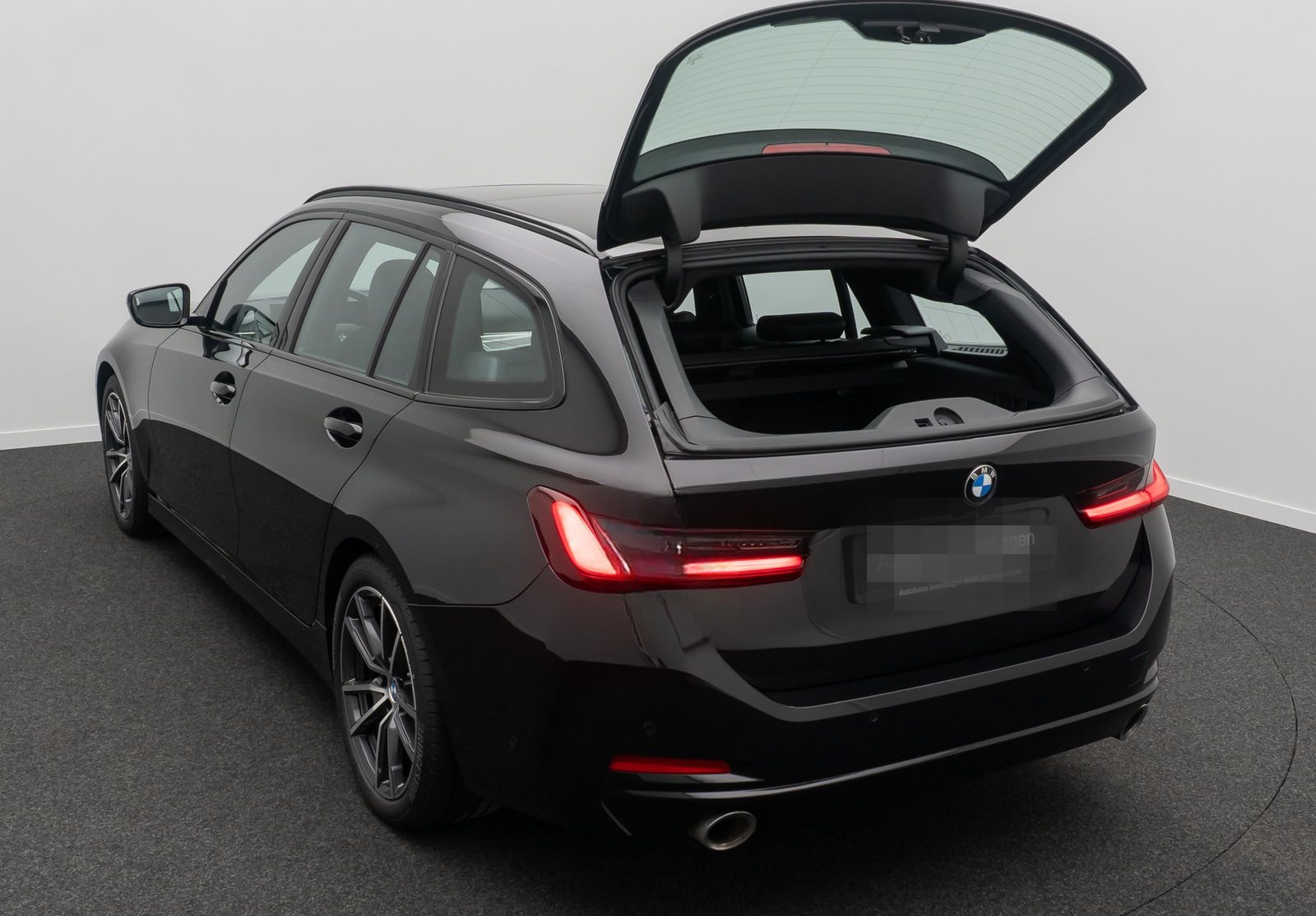 BMW 330i Panoram Kamera HUD DAB H/K Komfort Alarm foto 13