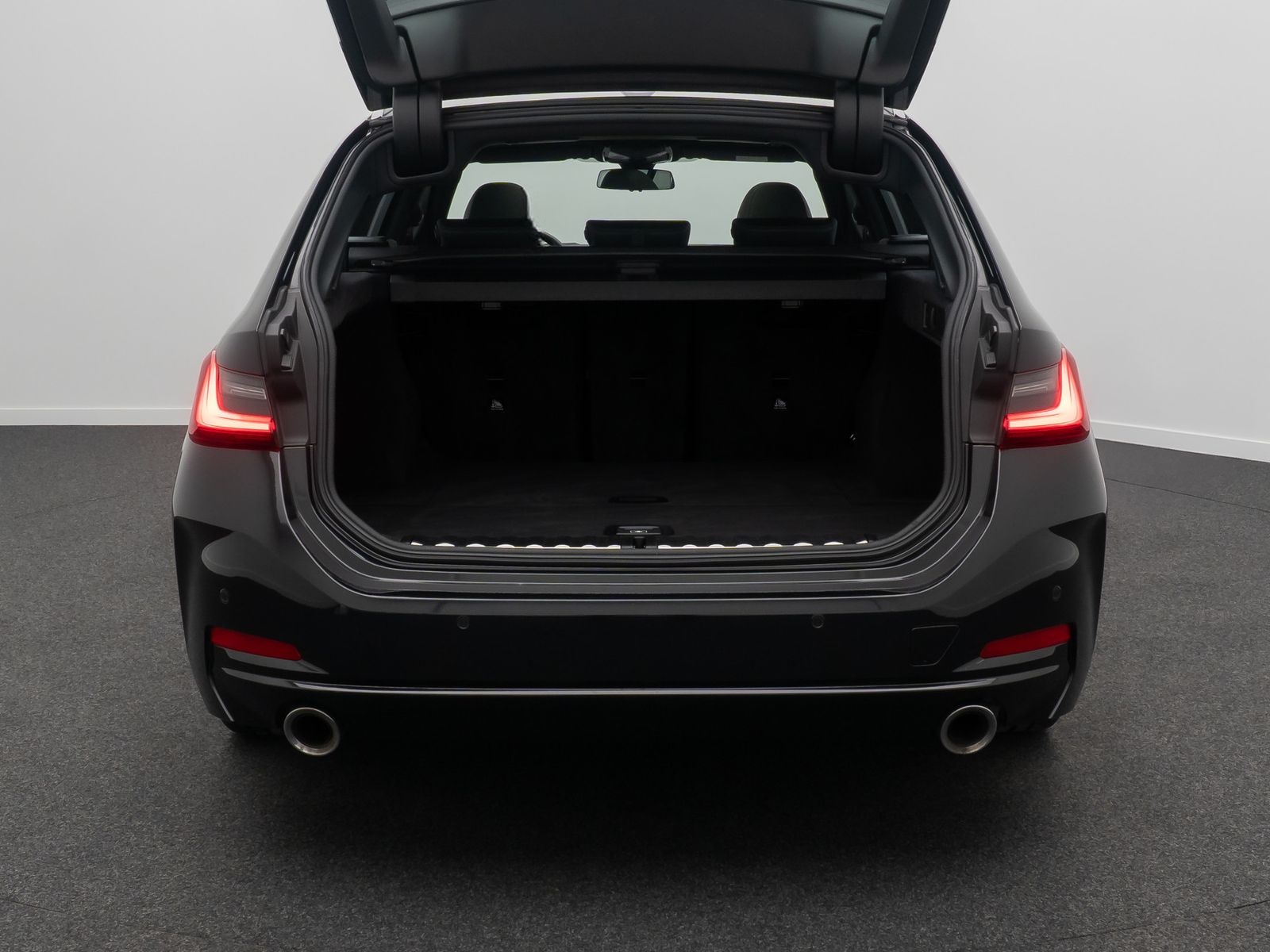 BMW 330i Panoram Kamera HUD DAB H/K Komfort Alarm foto 14