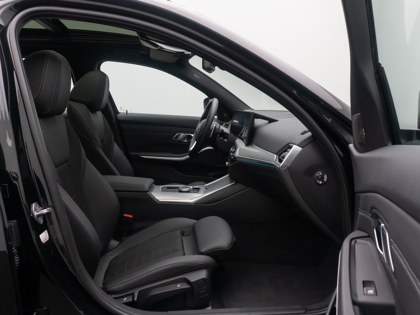 BMW 330i Panoram Kamera HUD DAB H/K Komfort Alarm foto 22