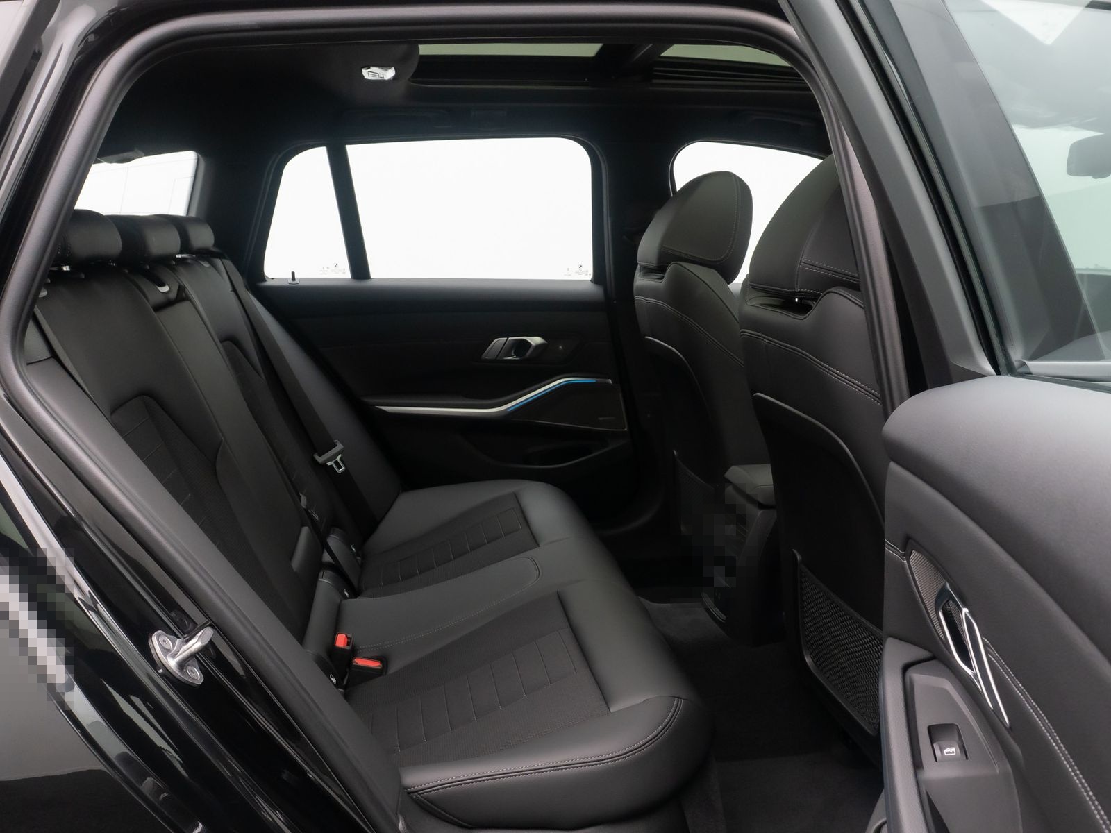 BMW 330i Panoram Kamera HUD DAB H/K Komfort Alarm foto 24