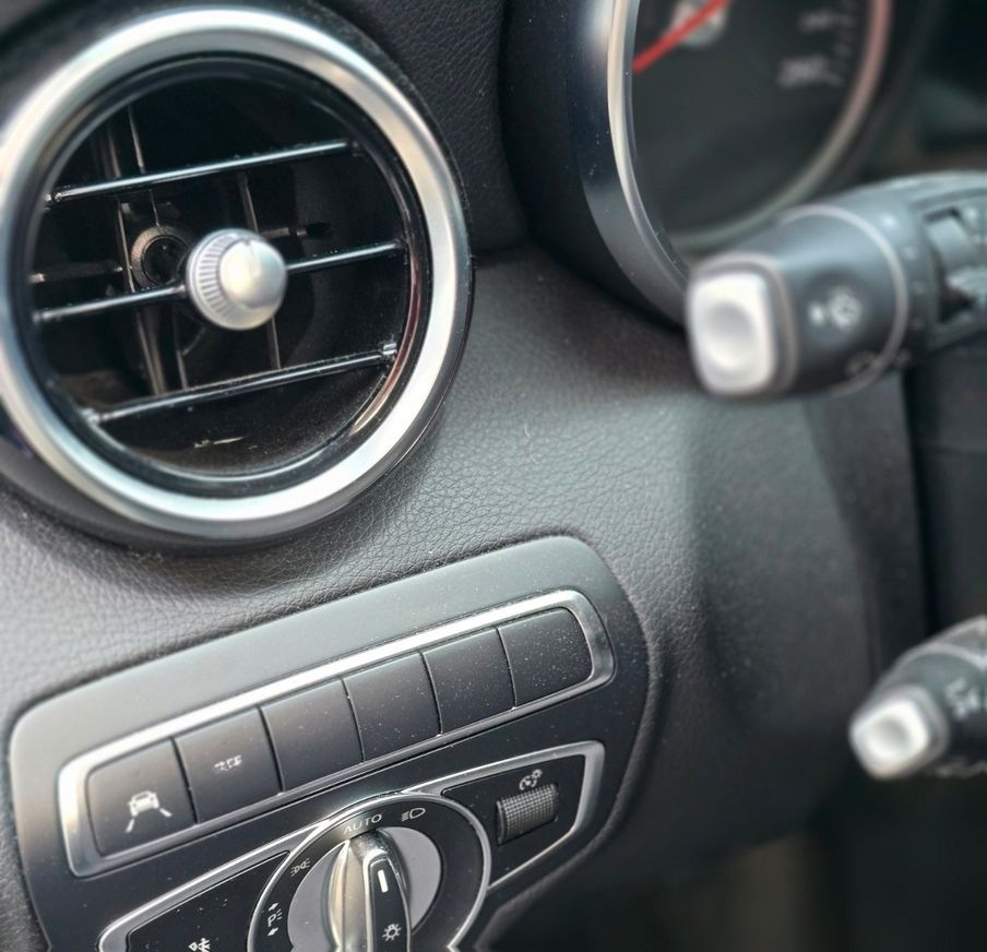 Mercedes-Benz C 200 4MATIC T Autom. - foto 9