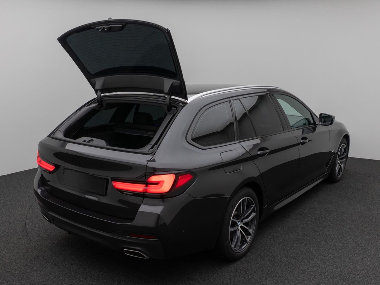BMW 520d M Sport Kamera DAB HiFi Stop&Go Komfort foto 14