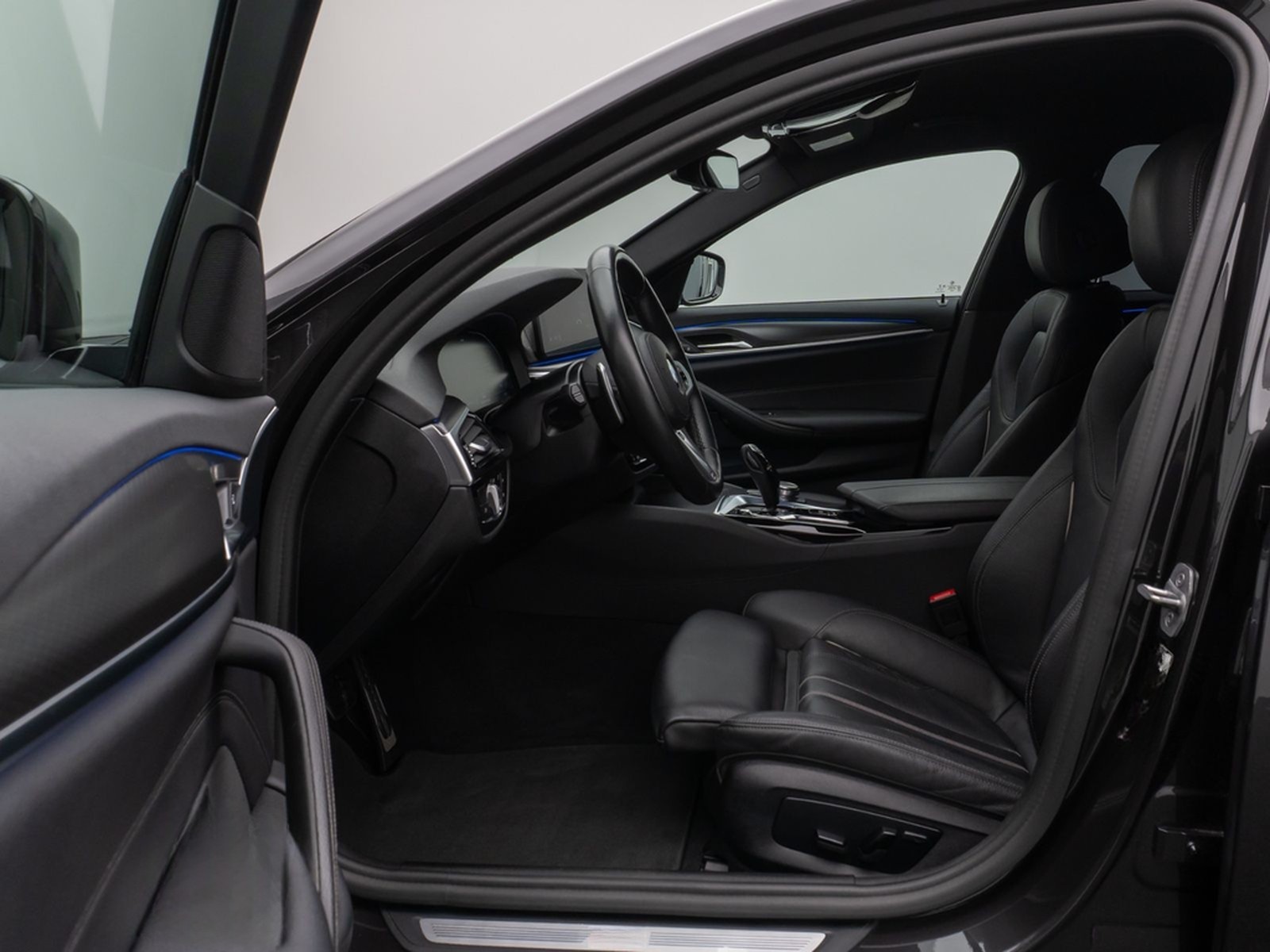 BMW 520d M Sport Kamera DAB HiFi Stop&Go Komfort foto 20