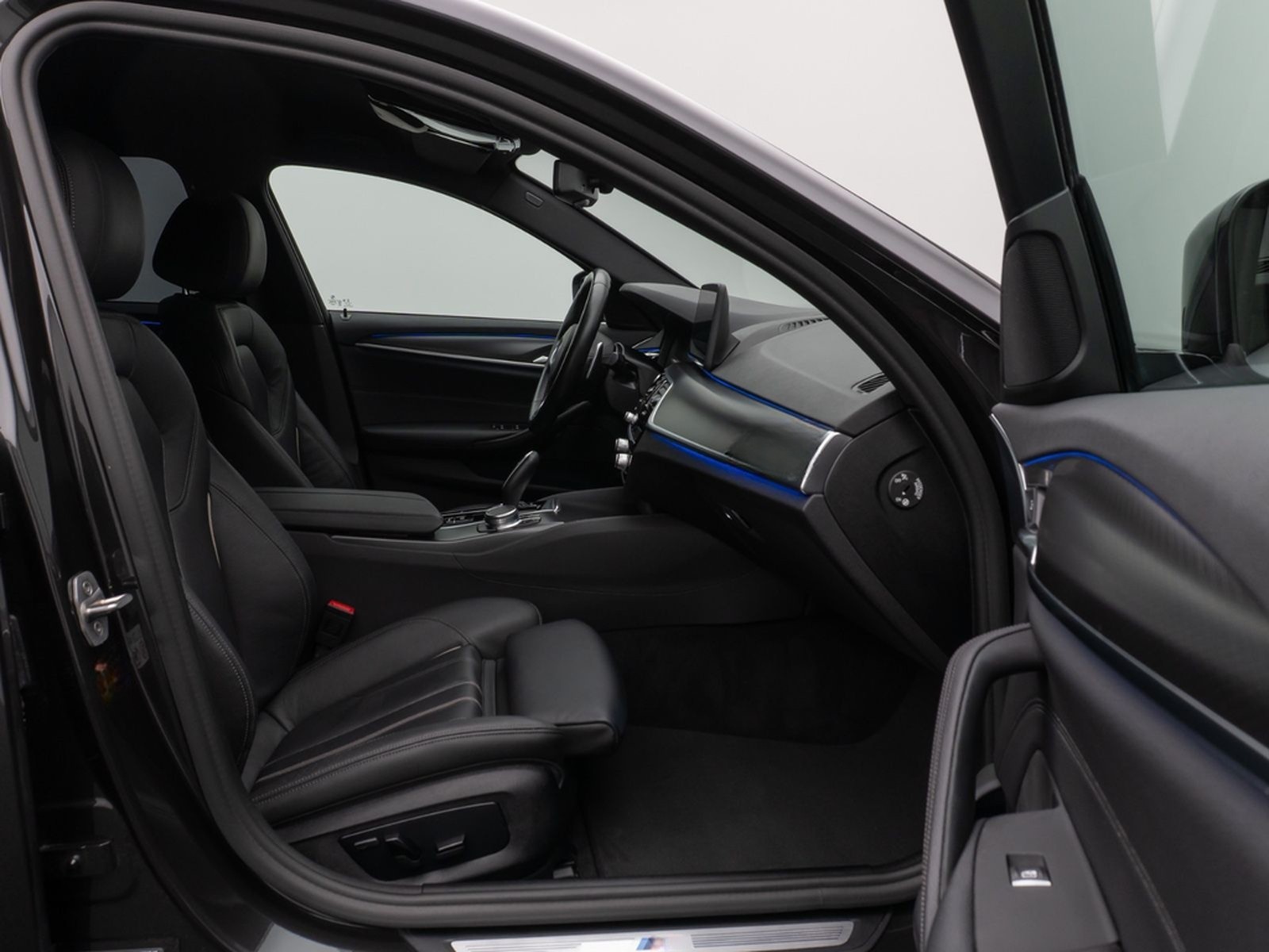 BMW 520d M Sport Kamera DAB HiFi Stop&Go Komfort foto 25