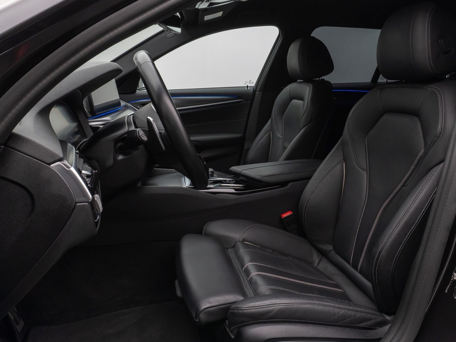 BMW 520d M Sport Kamera DAB HiFi Stop&Go Komfort foto 35