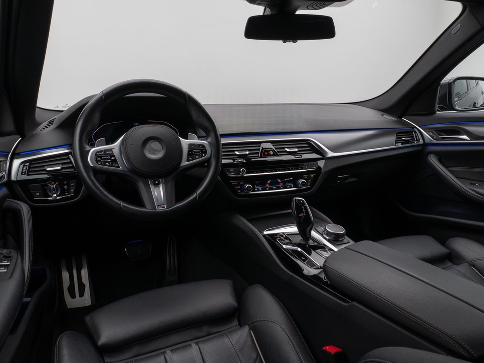 BMW 520d M Sport Kamera DAB HiFi Stop&Go Komfort foto 38