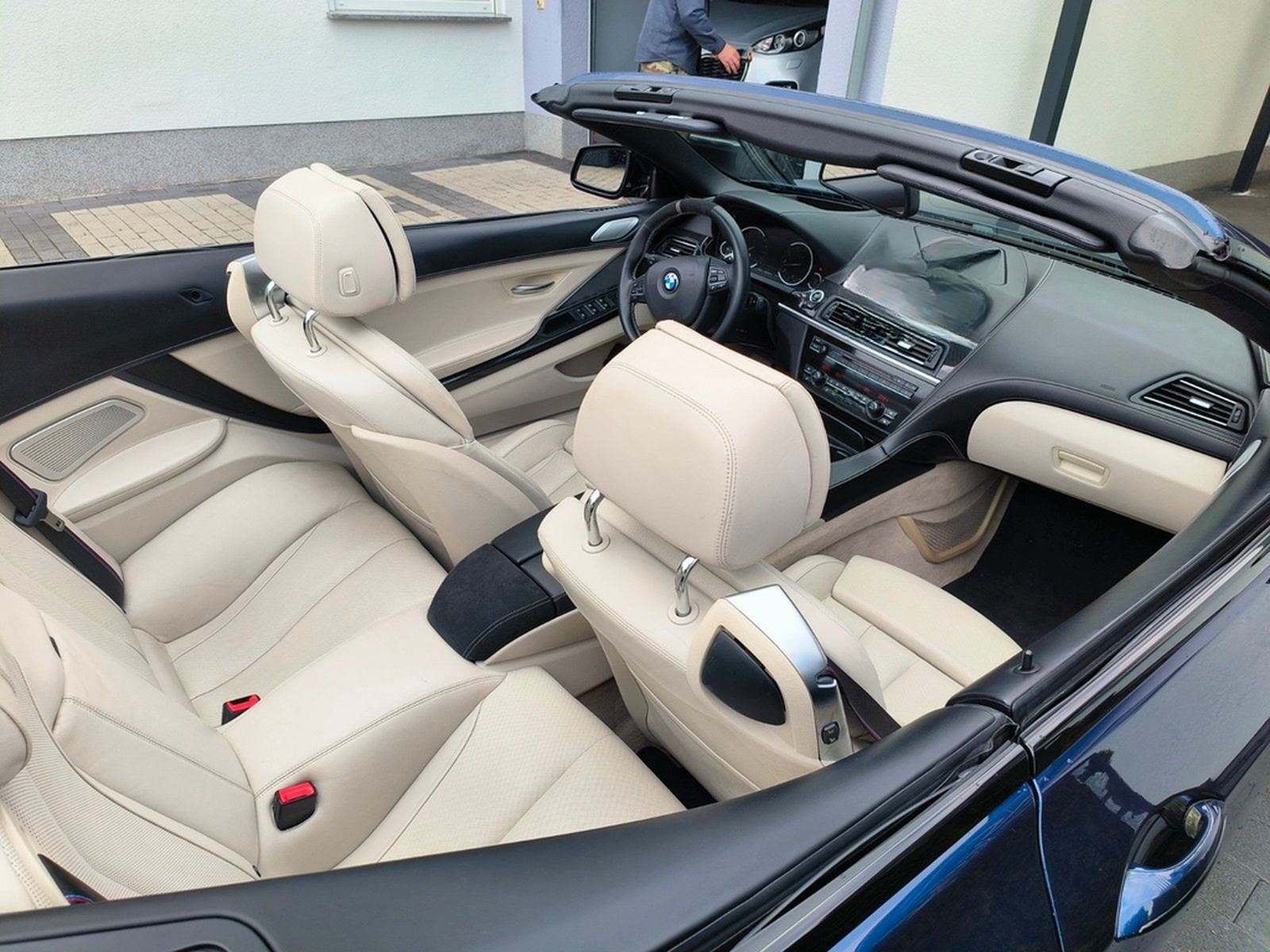 BMW 650i xDrive Cabrio M Sport Edition M Sport E... foto 2
