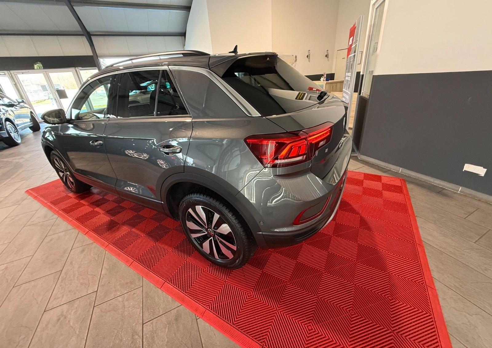 Volkswagen T-Roc Goal Navi ACC LED PDC Notbrems foto 7