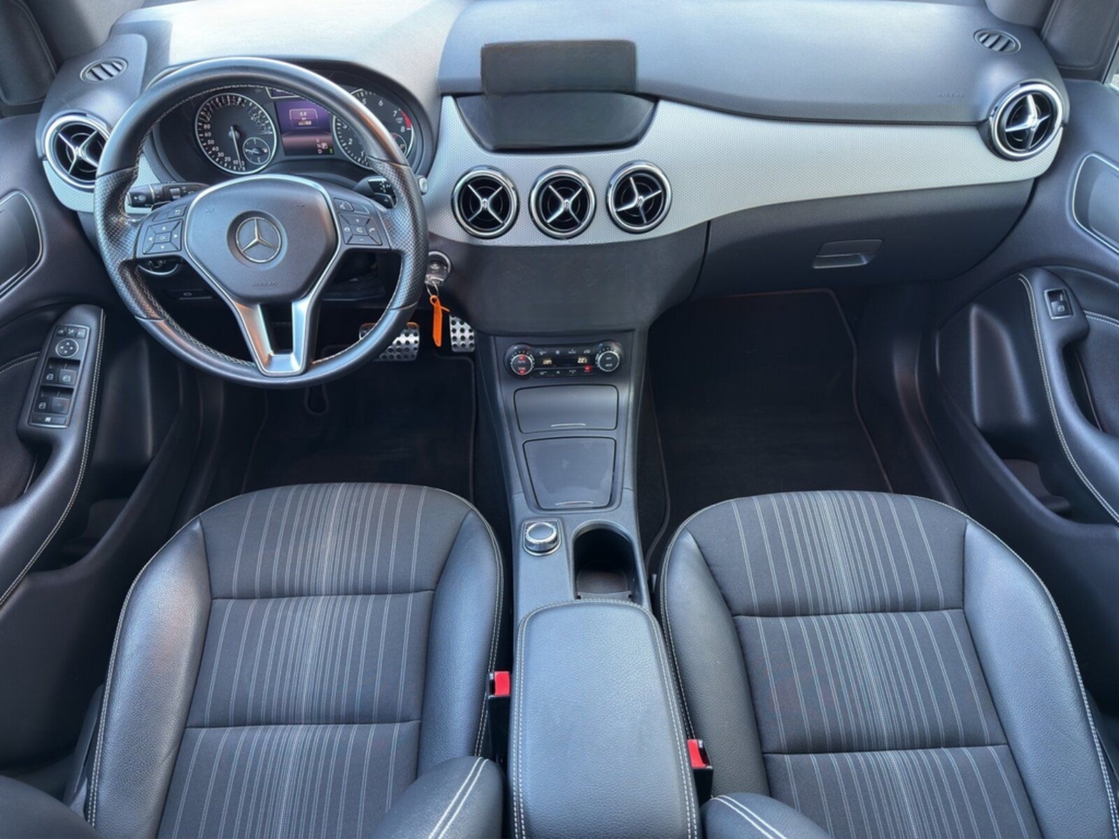 Mercedes-Benz B 250*COMAND*Bi-Xenon*Tempomat* Klima*AHK*8-fach foto 9