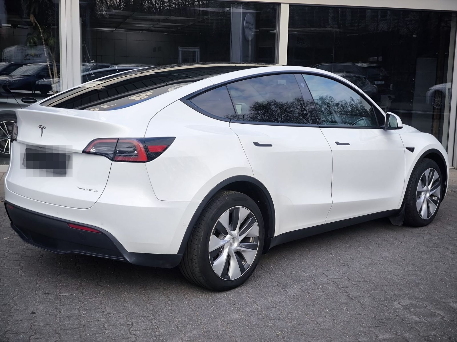 Tesla Model Y LR Dual AWD PANO+STDHZ+NAVI+LED+ACC+19"+ foto 8