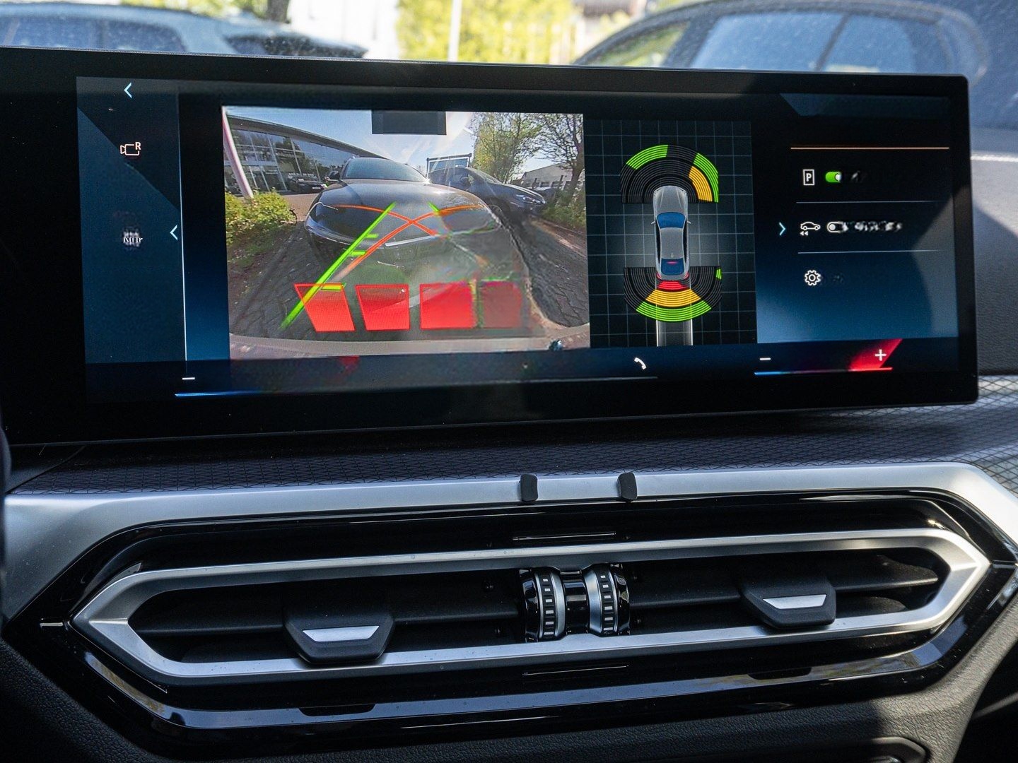 BMW i4 eDrive40 M Sport PANO AHK RFK NAVI Standh. foto 12