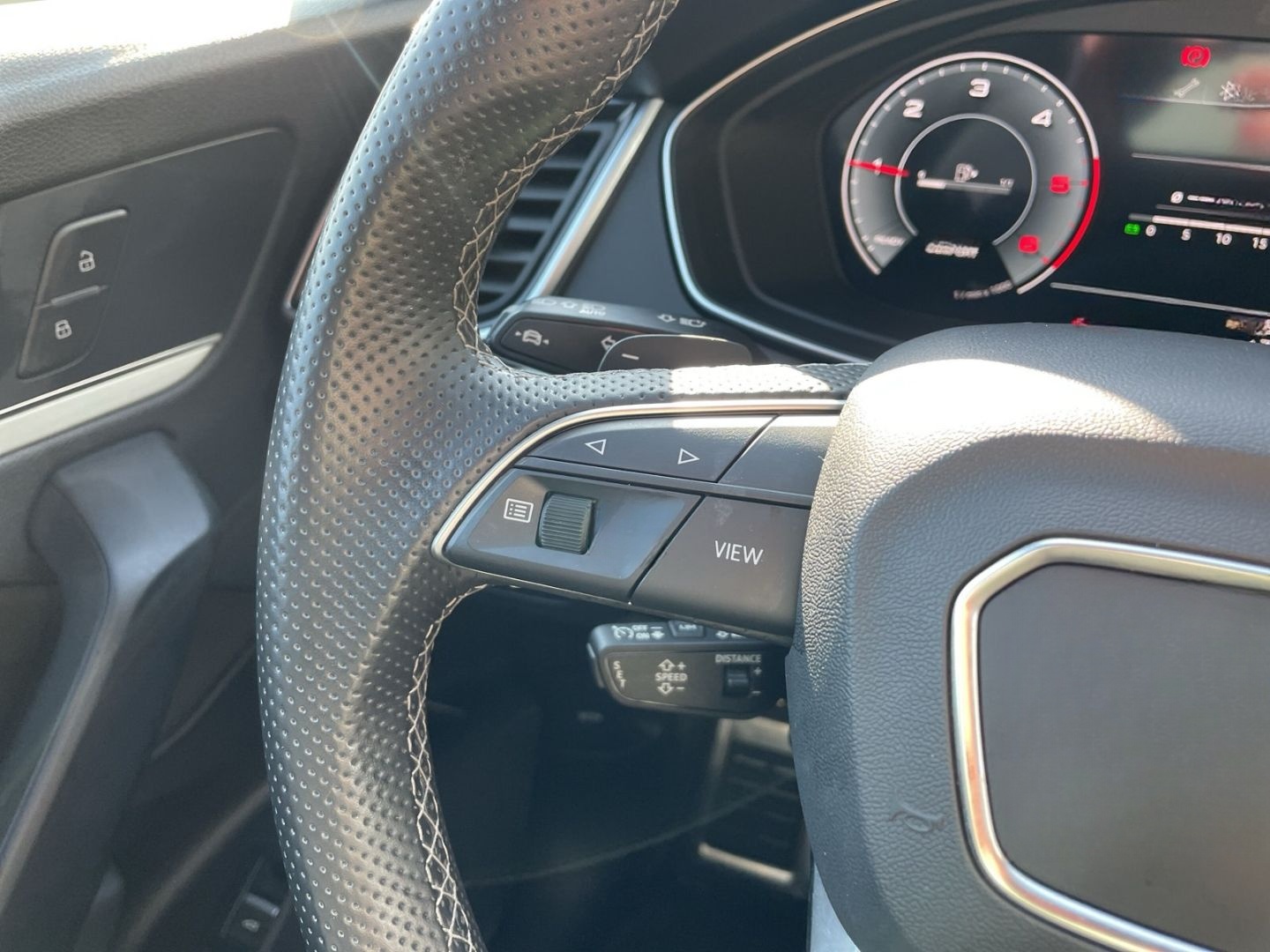 Audi Q5 Sportback 40 TDI S-Line qu Matrix AHK Pano Ka foto 16