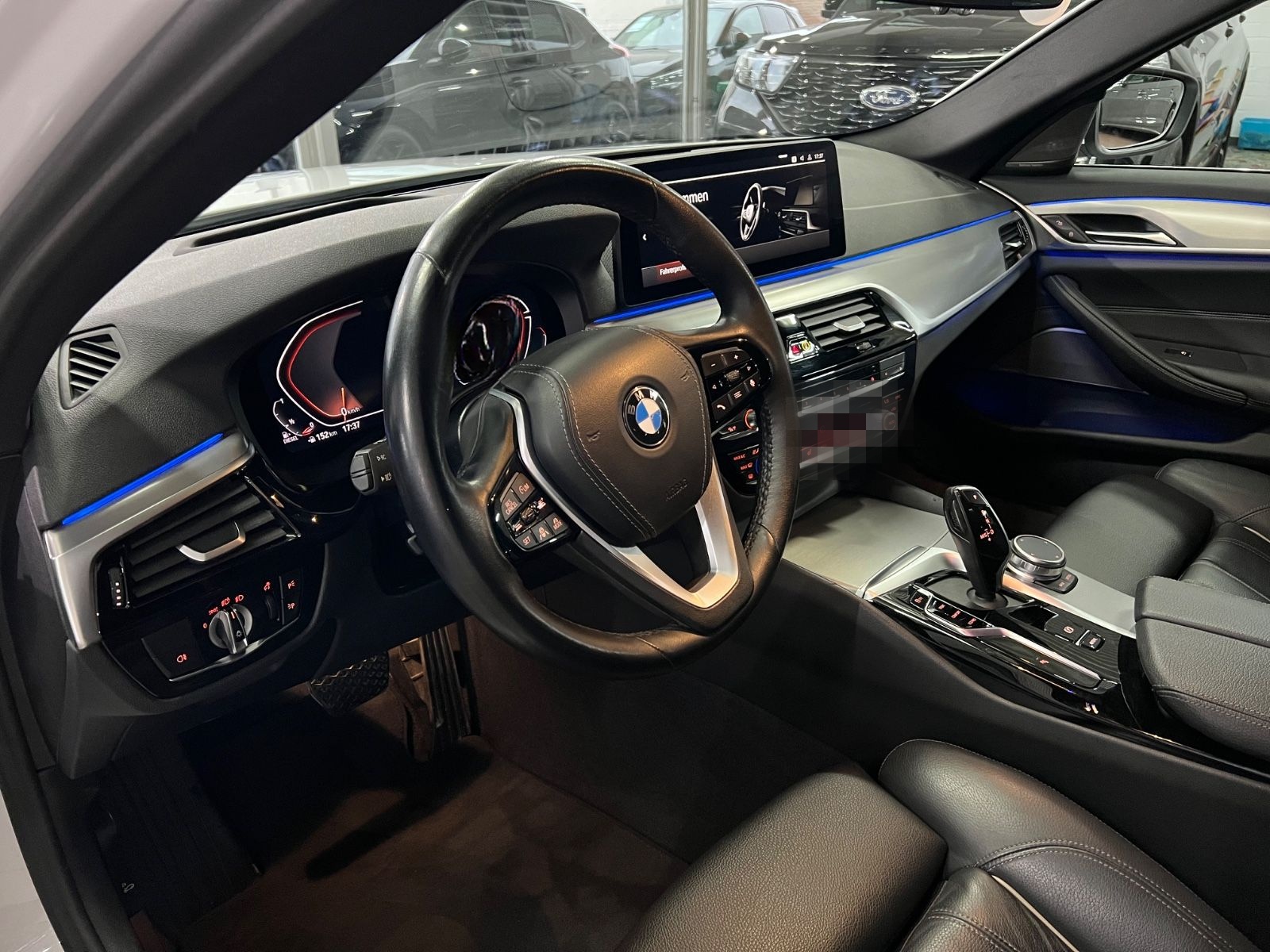BMW 520 d Touring AMB+AHK+DAP+HuD+Pano+HaKa+SH+MEM foto 21