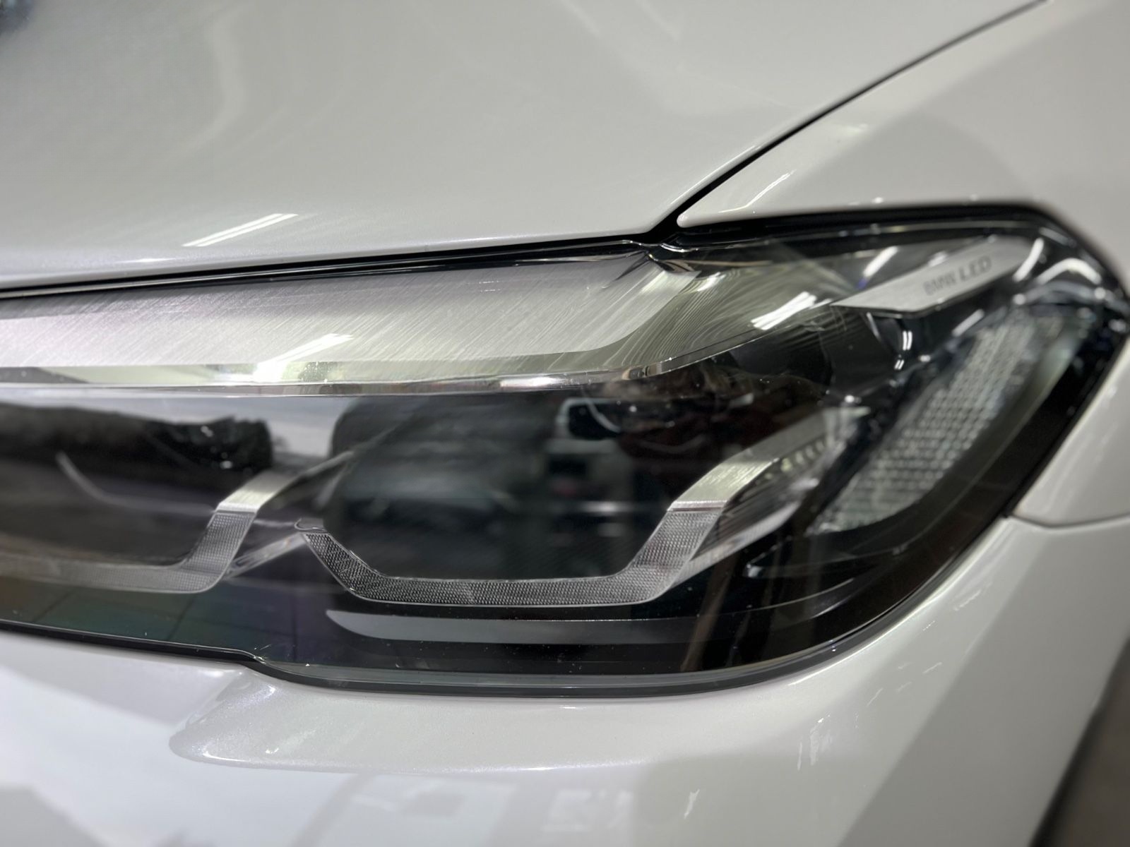 BMW 520 d Touring AMB+AHK+DAP+HuD+Pano+HaKa+SH+MEM foto 6