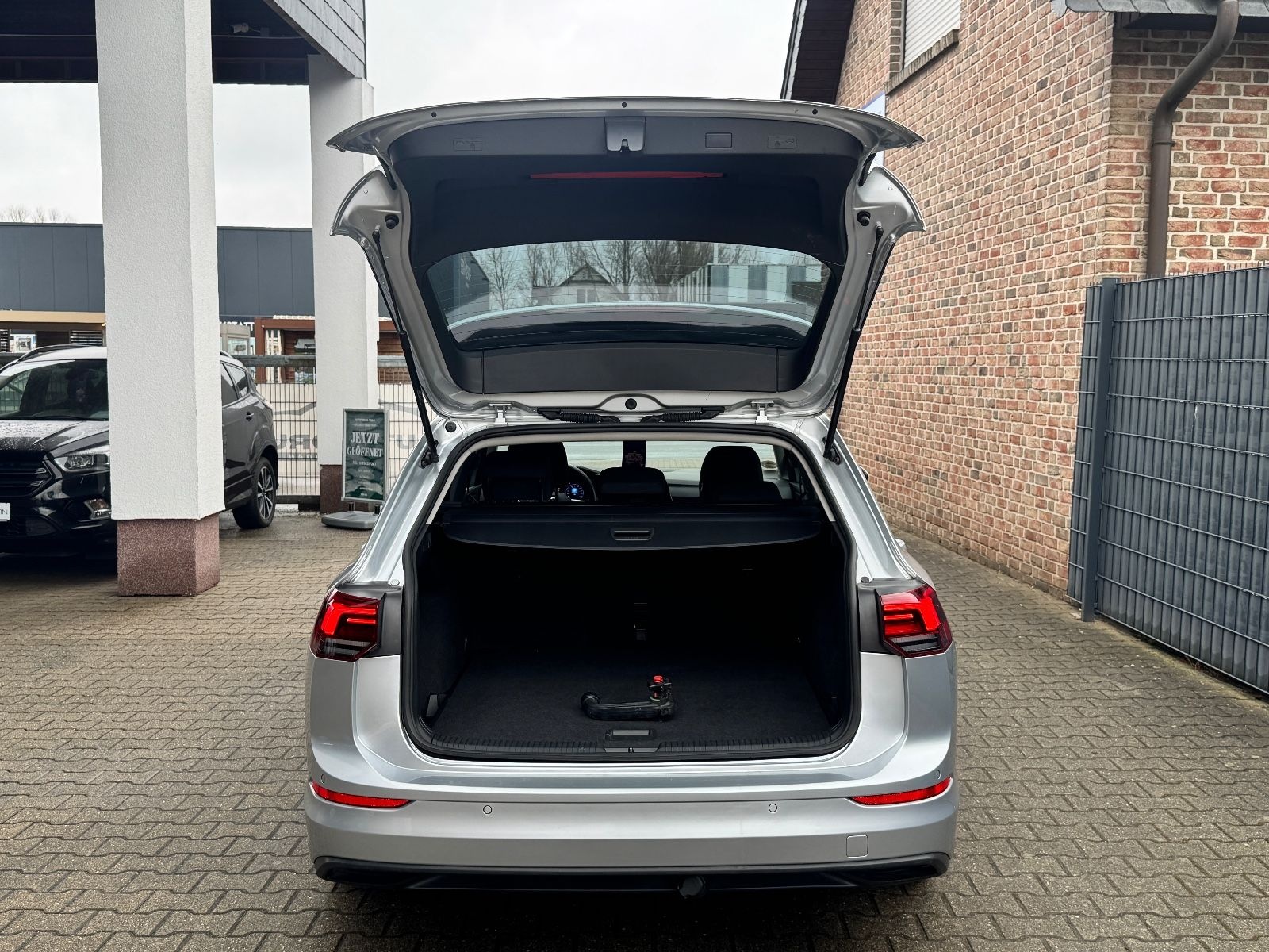 Volkswagen Golf VIII Variant Life eTSI DSG|LED|NAVI|SHZ|AHK foto 22