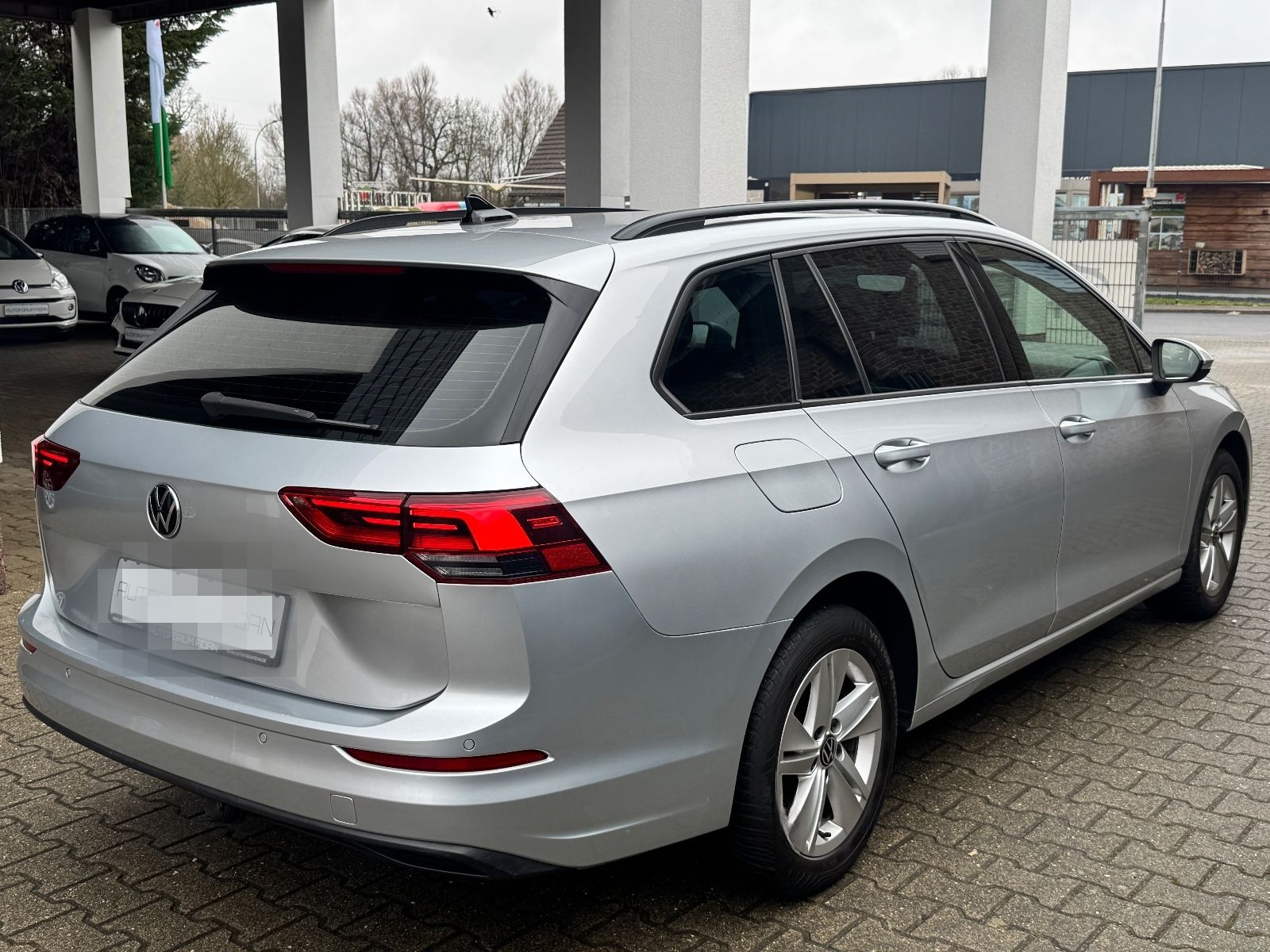 Volkswagen Golf VIII Variant Life eTSI DSG|LED|NAVI|SHZ|AHK foto 4