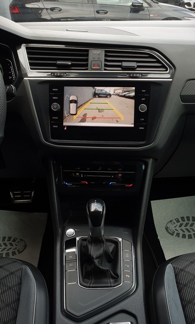 Volkswagen Tiguan 2.0 TDI DSG 3 x R-Line Pano/ACC/K-les foto 11