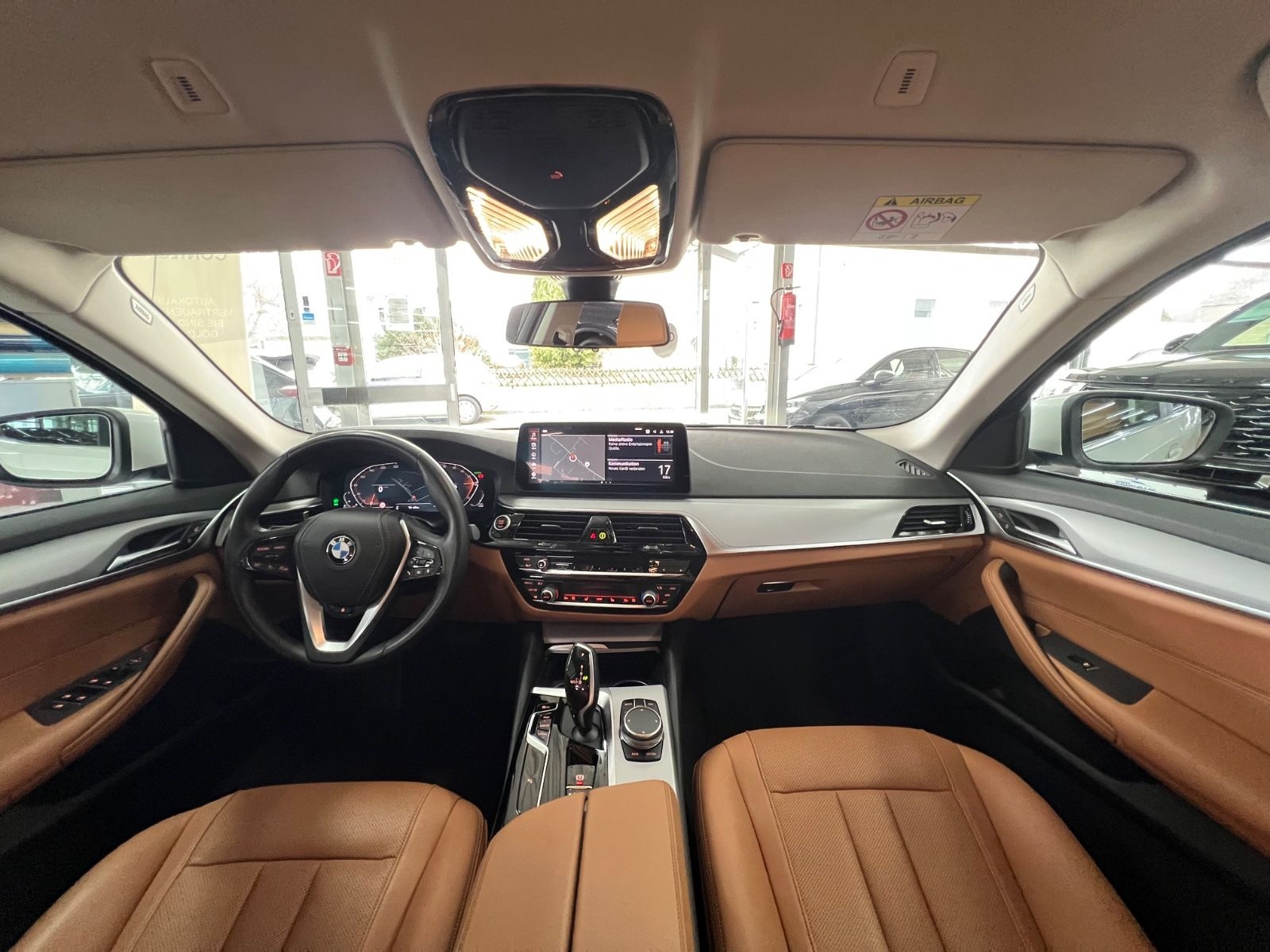 BMW 520d Touring xDrive 4Z+ASSIST+Park+Standheizung foto 18