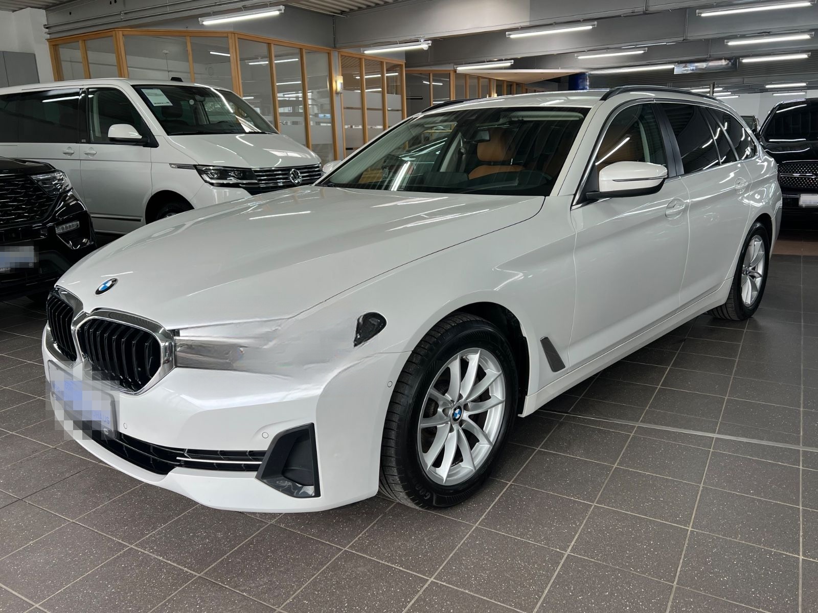 BMW 520d Touring xDrive 4Z+ASSIST+Park+Standheizung foto 5
