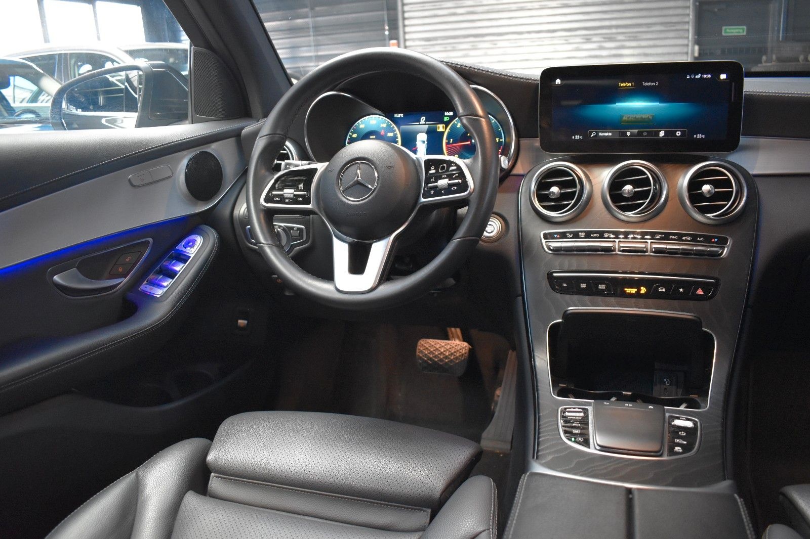 Mercedes-Benz GLC 220 d 4Matic*HEAD-UP*AHK*LEDER*AMBIENTE* foto 2