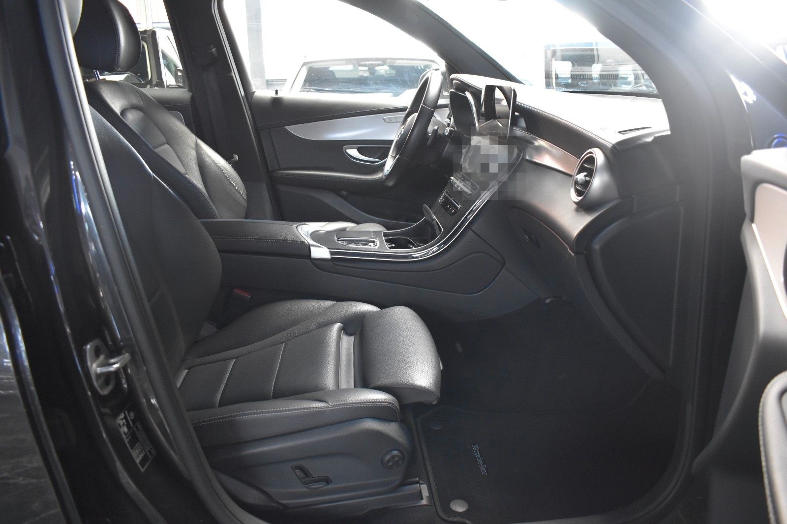 Mercedes-Benz GLC 220 d 4Matic*HEAD-UP*AHK*LEDER*AMBIENTE* foto 17