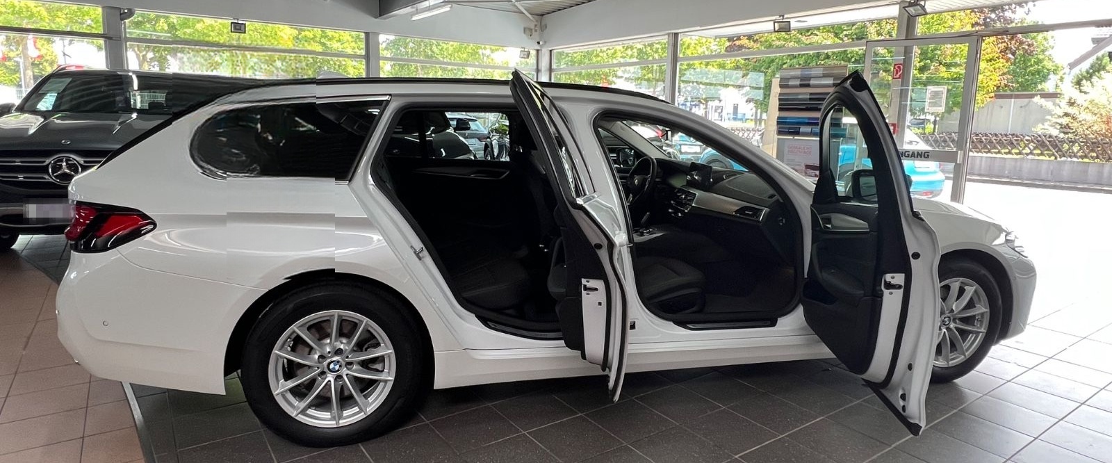 BMW 520d Touring Business+Driving Assist+Park Assist foto 11