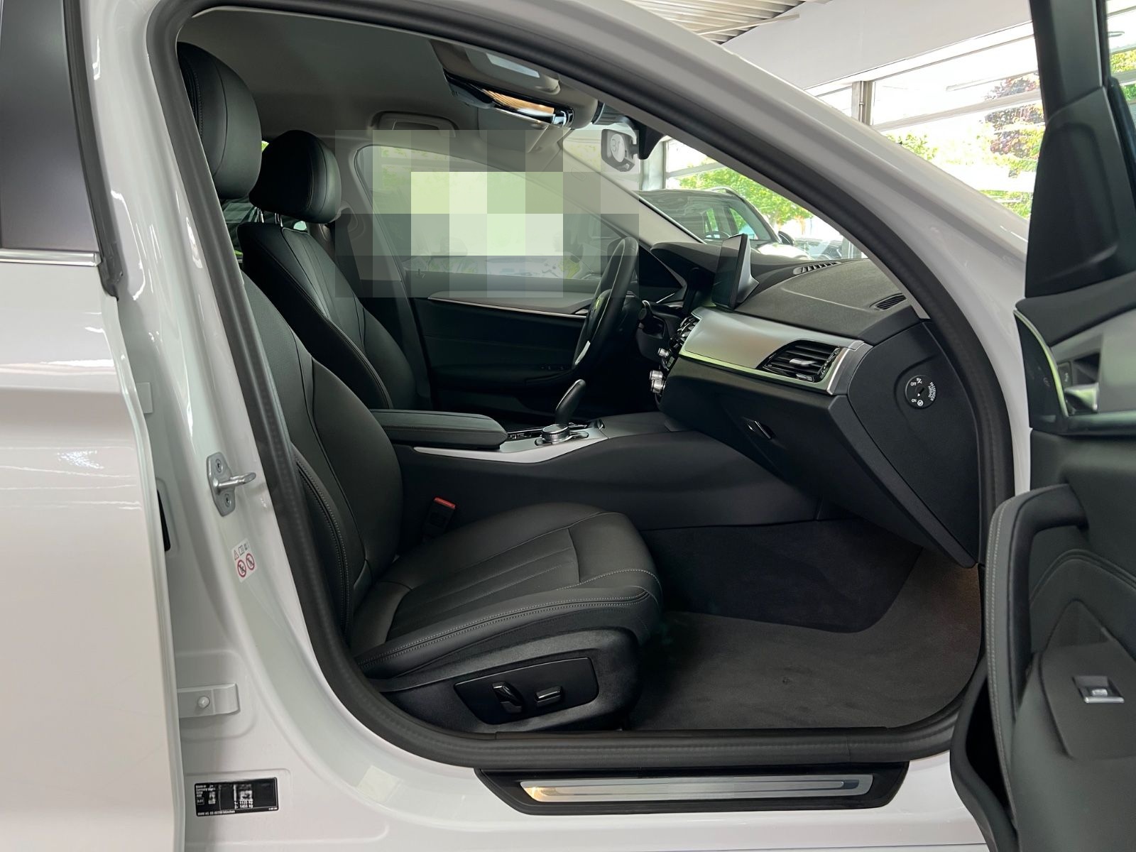 BMW 520d Touring Business+Driving Assist+Park Assist foto 15