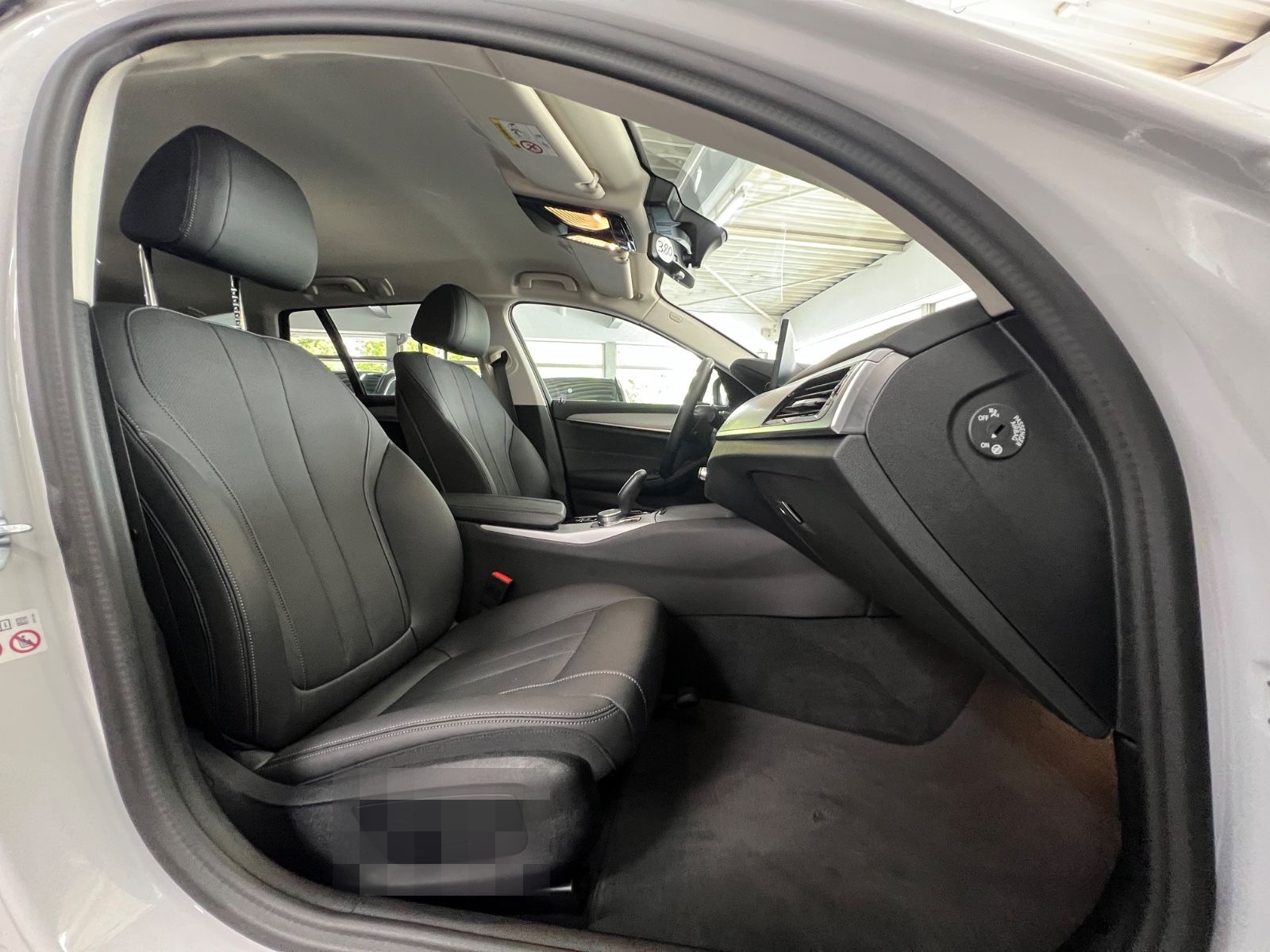 BMW 520d Touring Business+Driving Assist+Park Assist foto 16