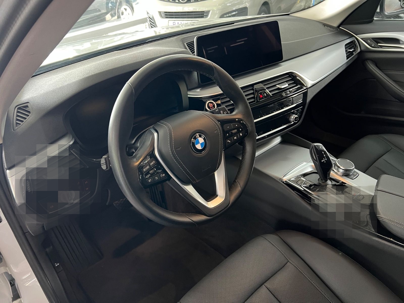 BMW 520d Touring Business+Driving Assist+Park Assist foto 21