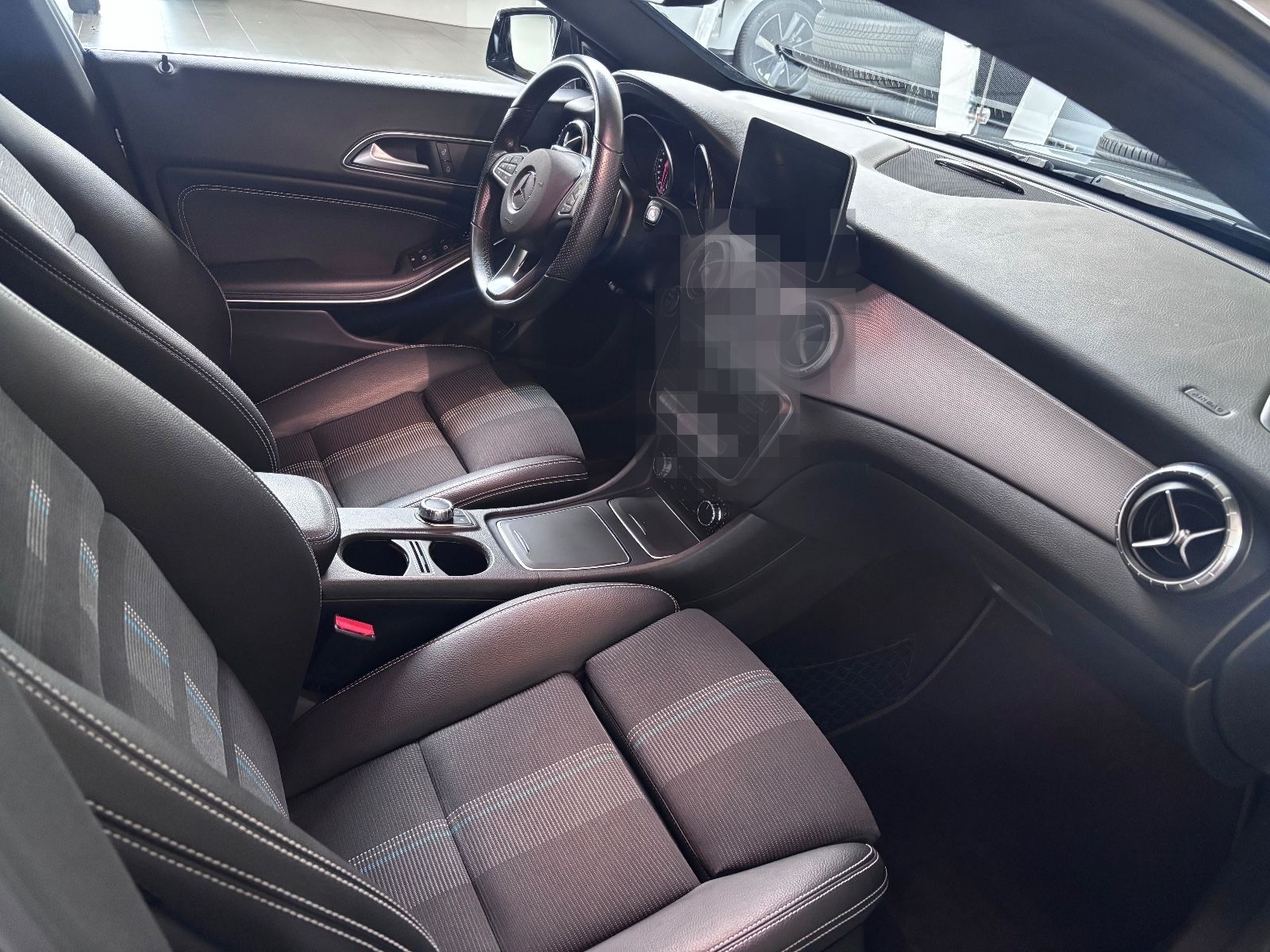 Mercedes-Benz CLA 220 Shooting Brake 4Matic 8-fach, R-Cam foto 11