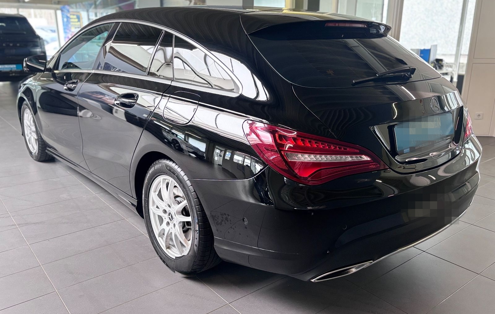 Mercedes-Benz CLA 220 Shooting Brake 4Matic 8-fach, R-Cam foto 6