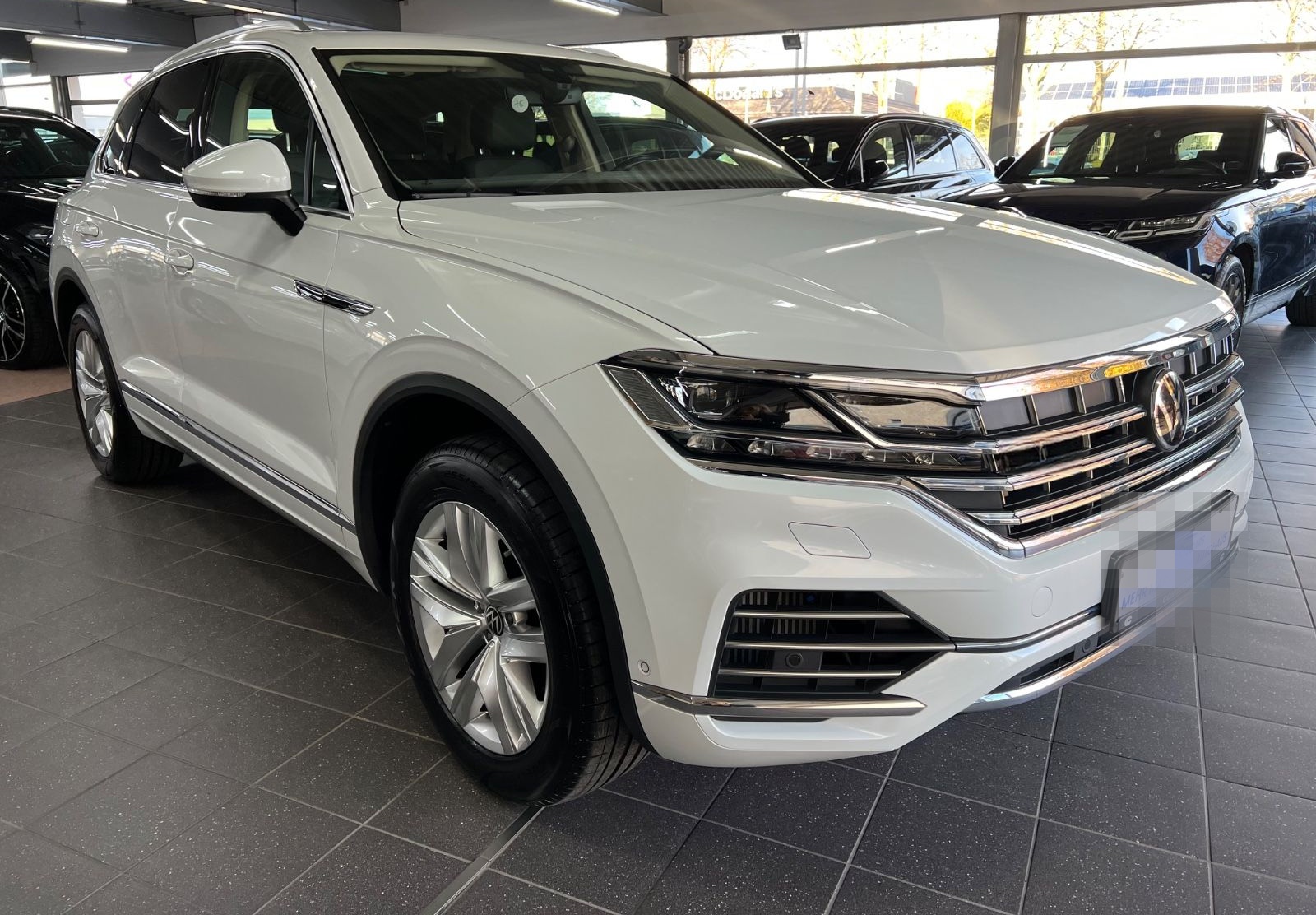 Volkswagen Touareg 3.0 V6 TSI Atmosphere 4M eHybrid SUPER foto 3