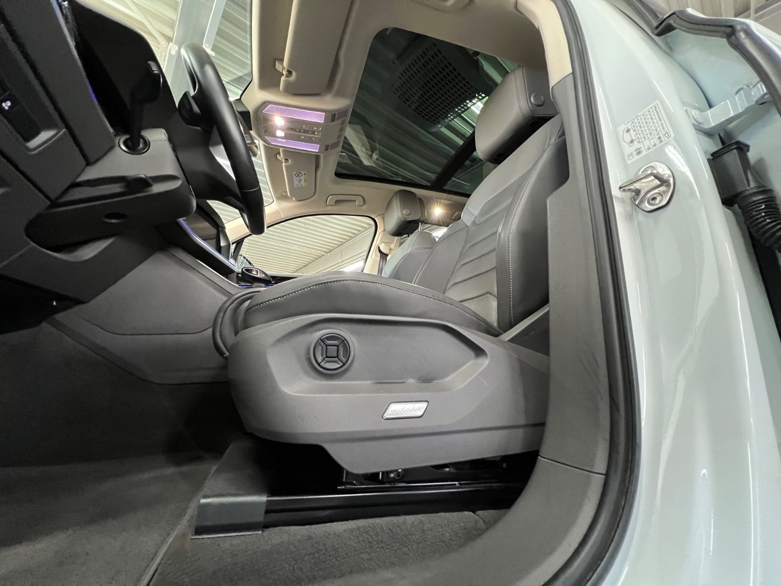 Volkswagen Touareg 3.0 V6 TSI Atmosphere 4M eHybrid SUPER foto 22