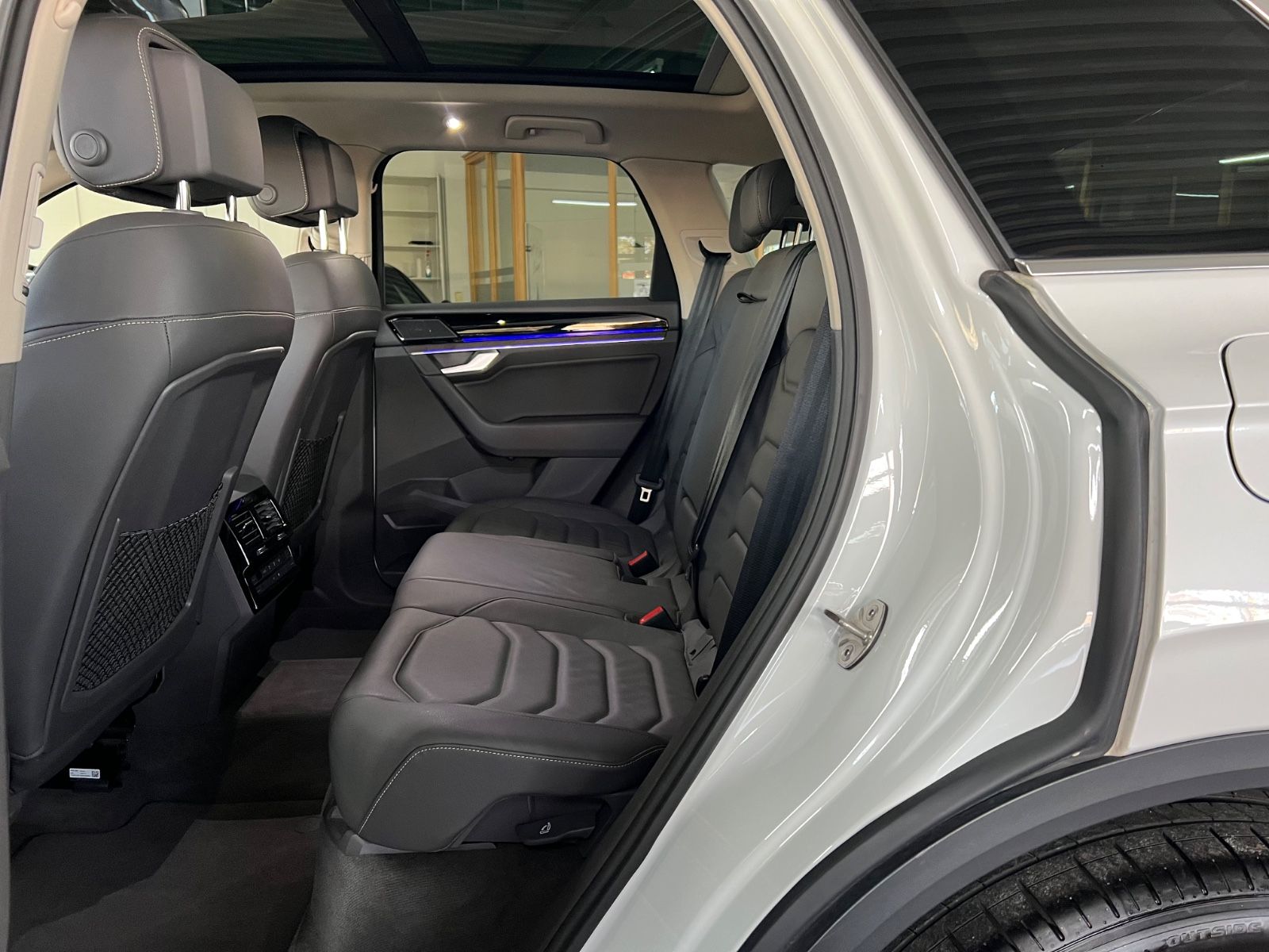 Volkswagen Touareg 3.0 V6 TSI Atmosphere 4M eHybrid SUPER foto 24