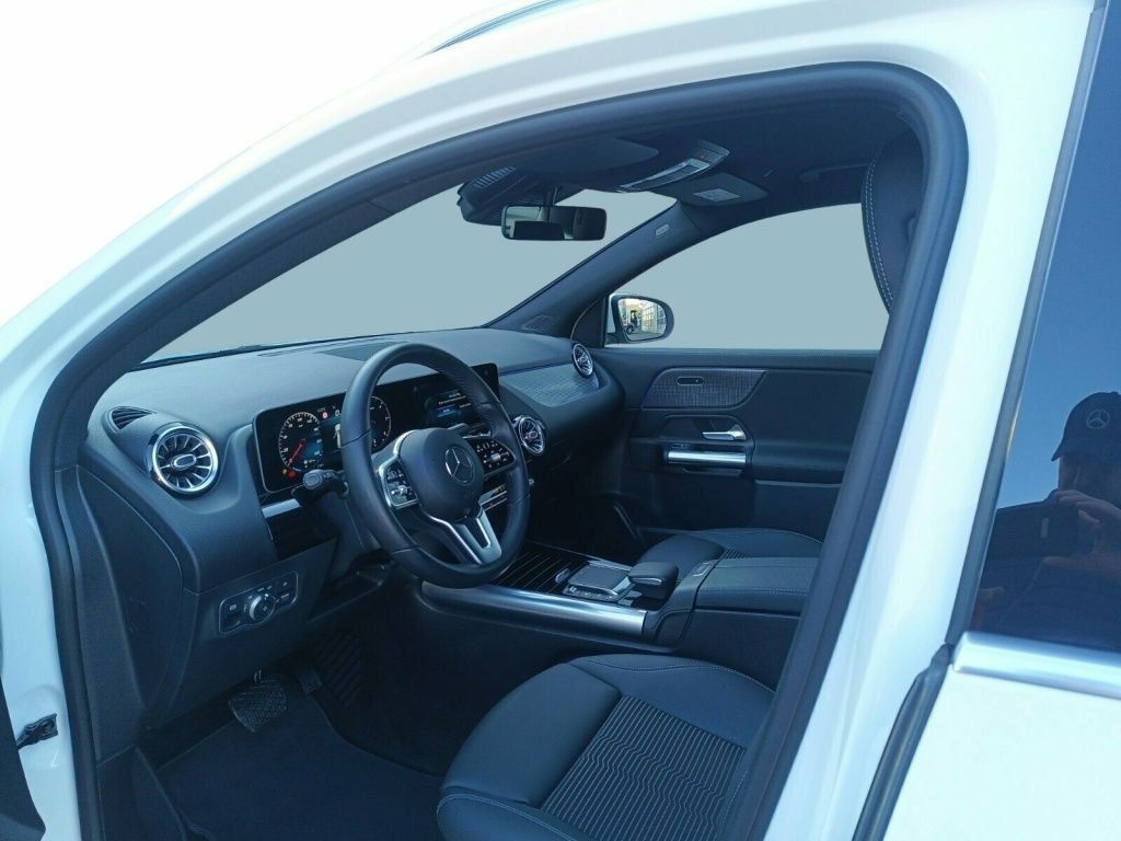 Mercedes-Benz GLA 220 d AUT Kam. KlimaA LED LM Navi PDC SHZ foto 12